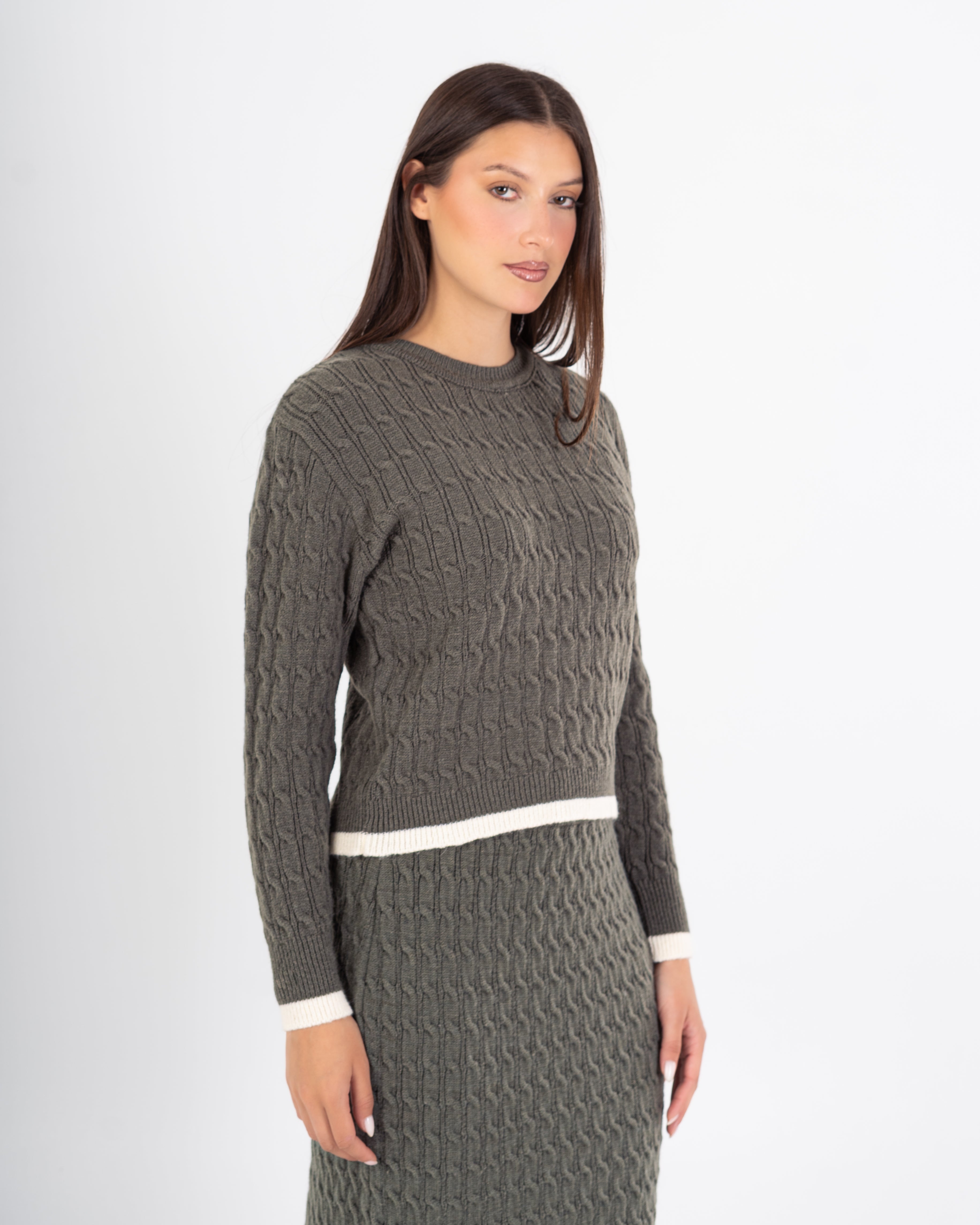 Knitwear Suit – Plain (Two Pieces)