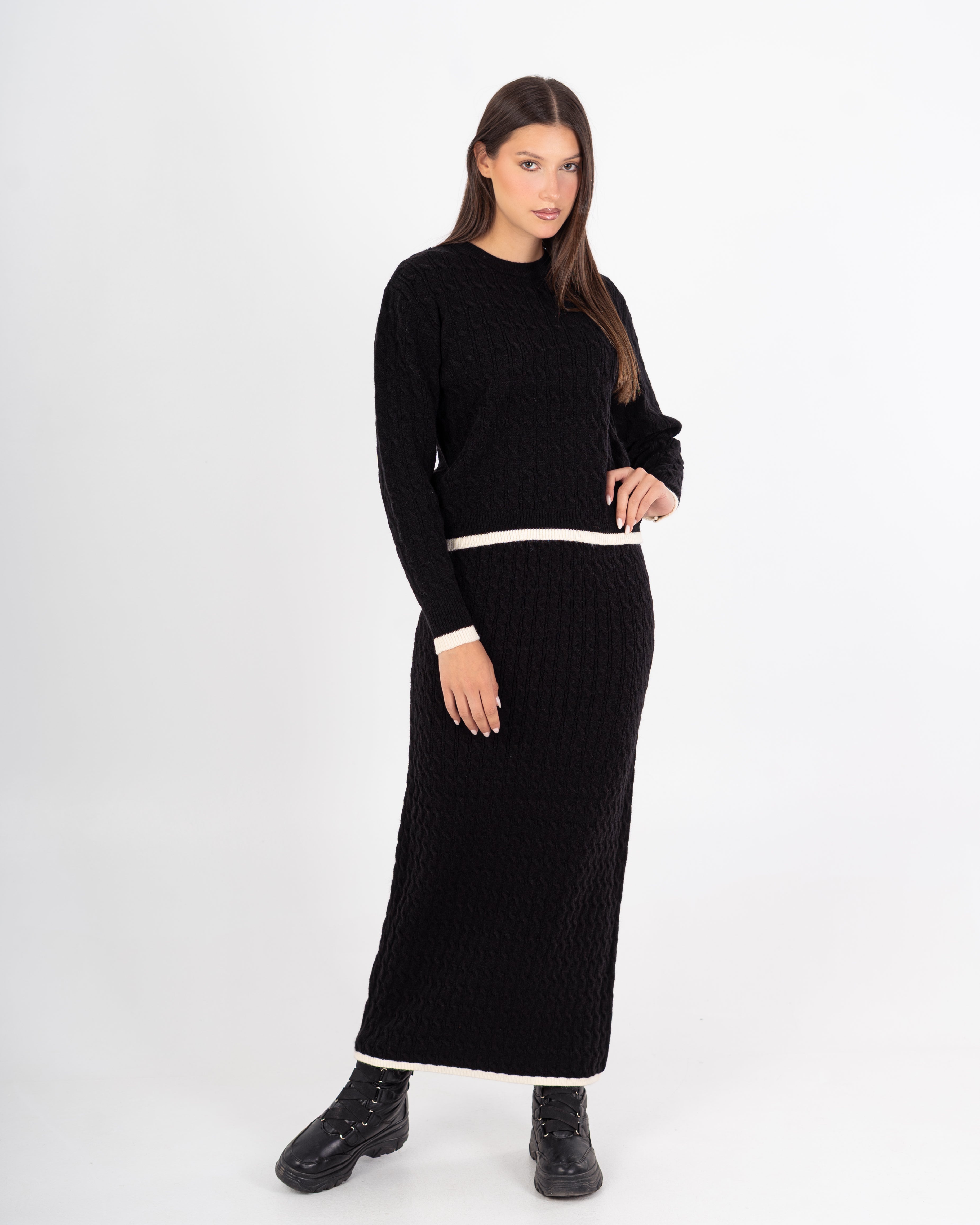 Knitwear Suit – Plain (Two Pieces)