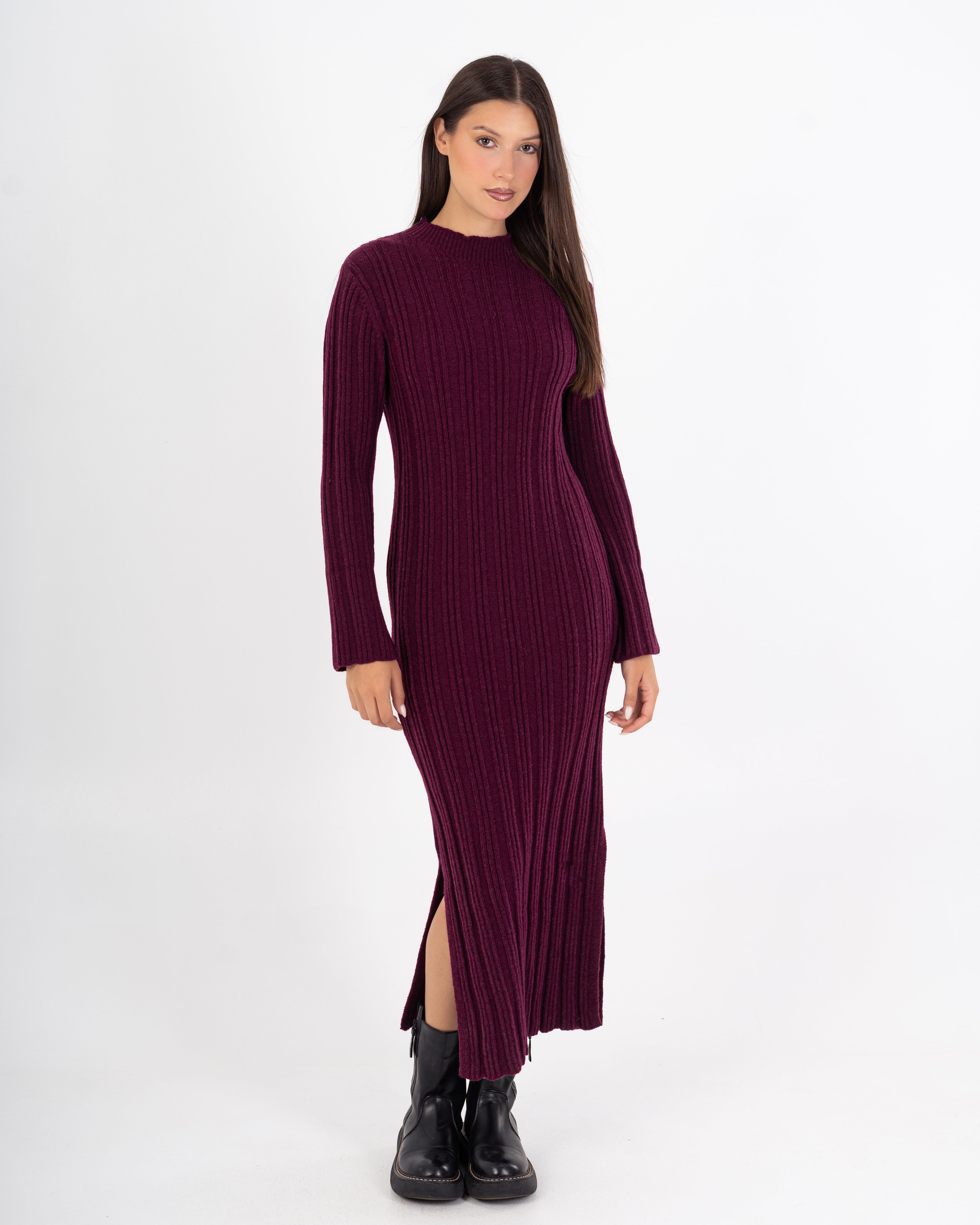 فستان محبوك - بفتحة جانبية (رقبة مضلعة)