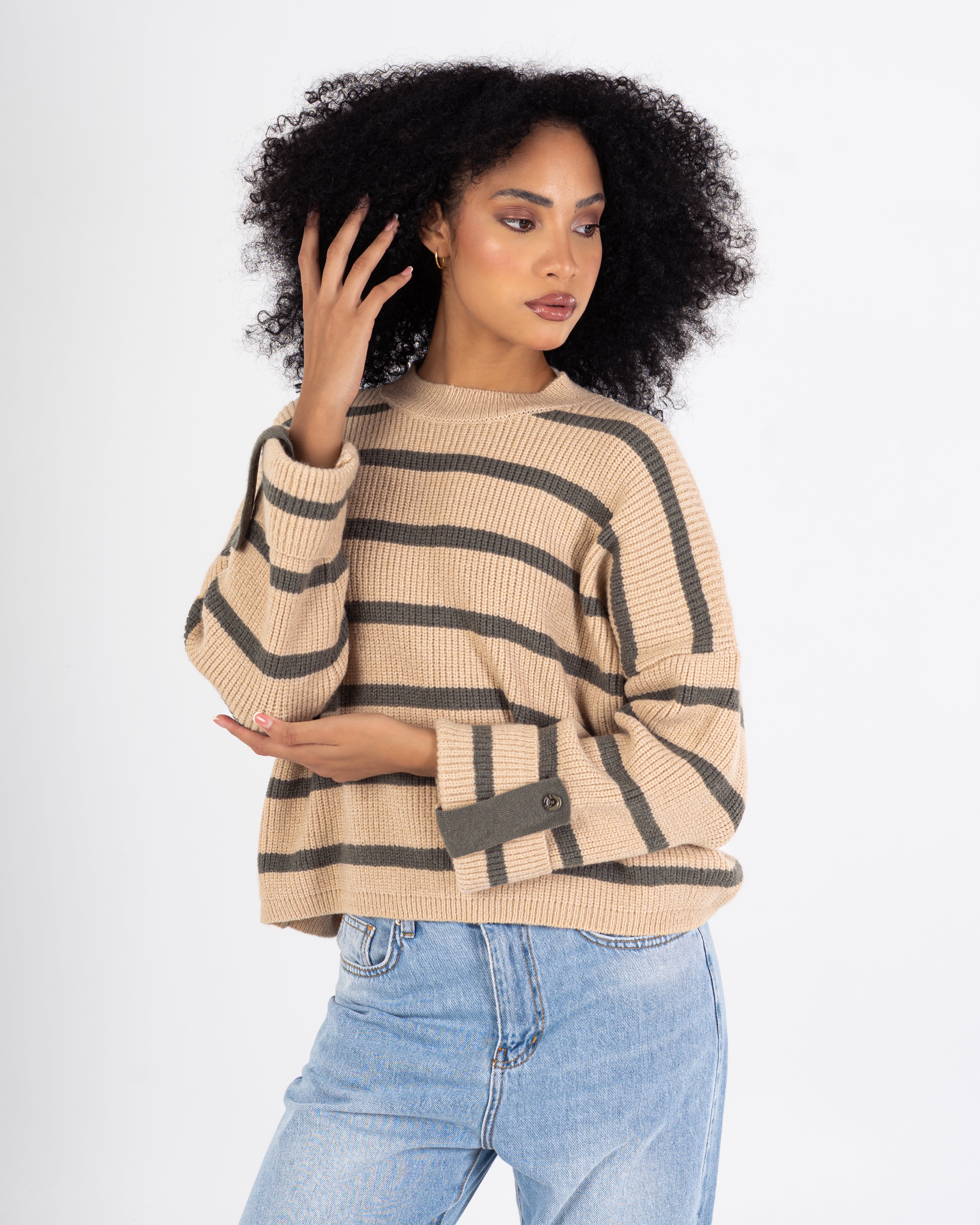 Knitwear Pullover – Striped (Buttoned Sleeves)