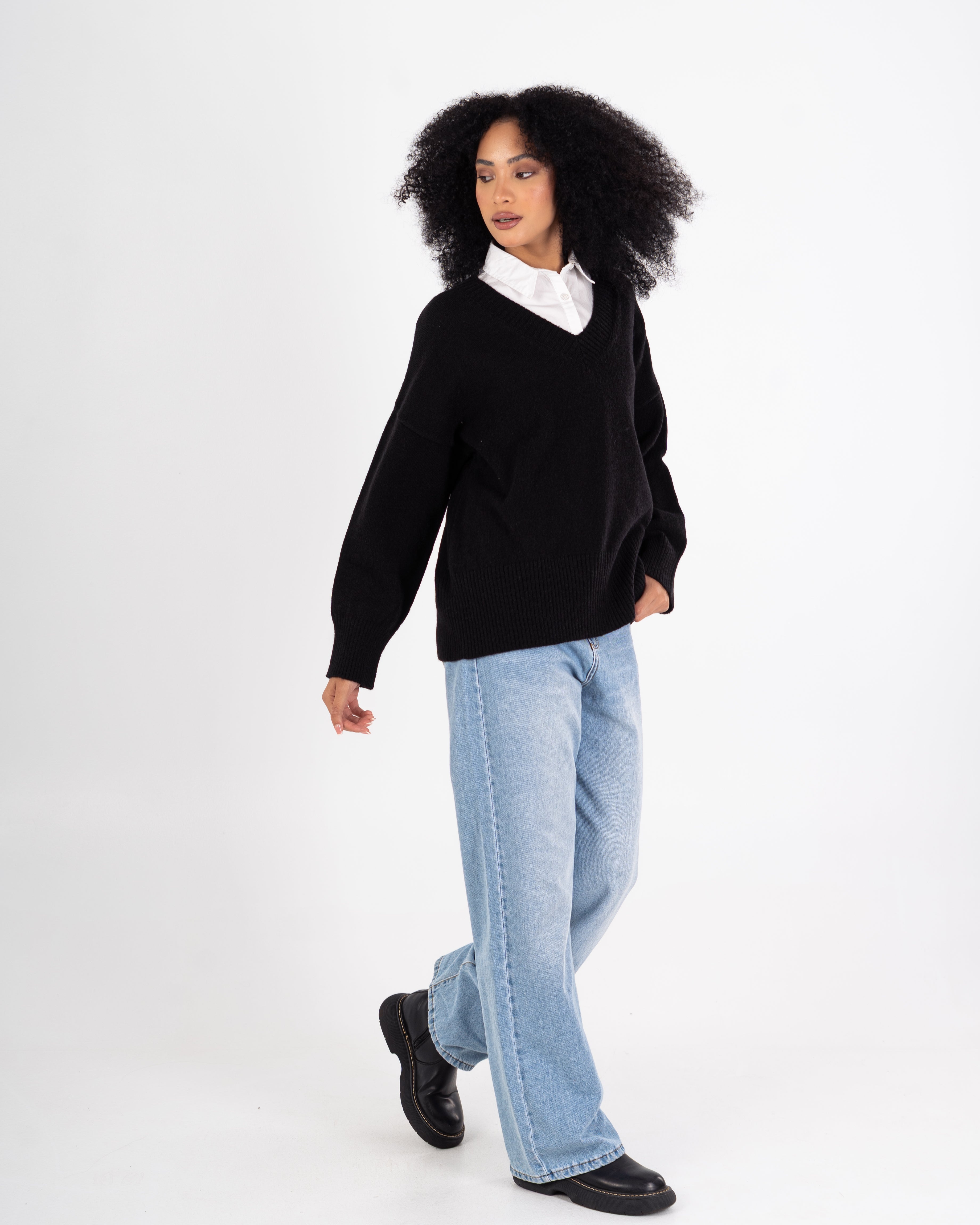 Knitwear Pullover – Plain (V-Neck)
