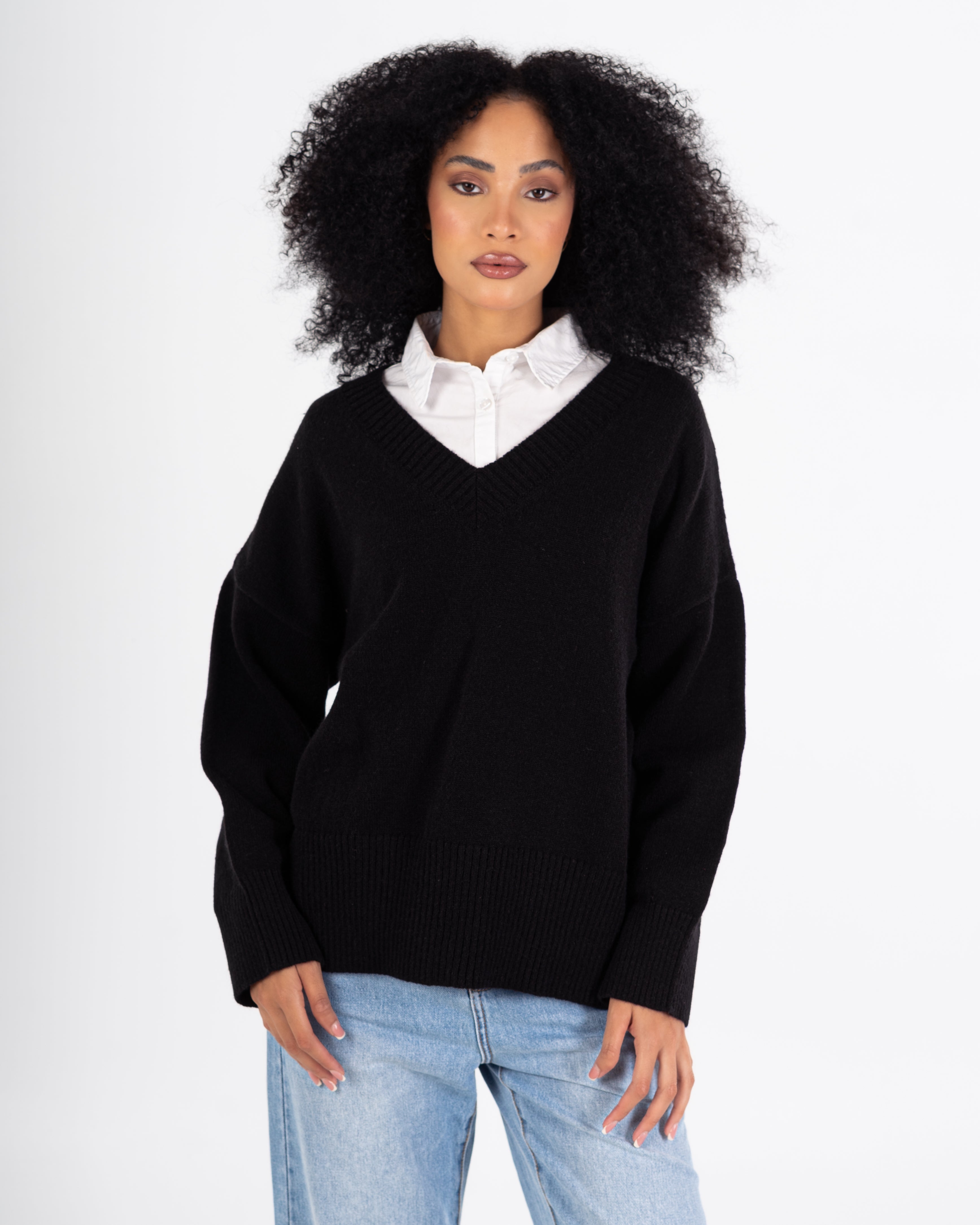 Knitwear Pullover – Plain (V-Neck)