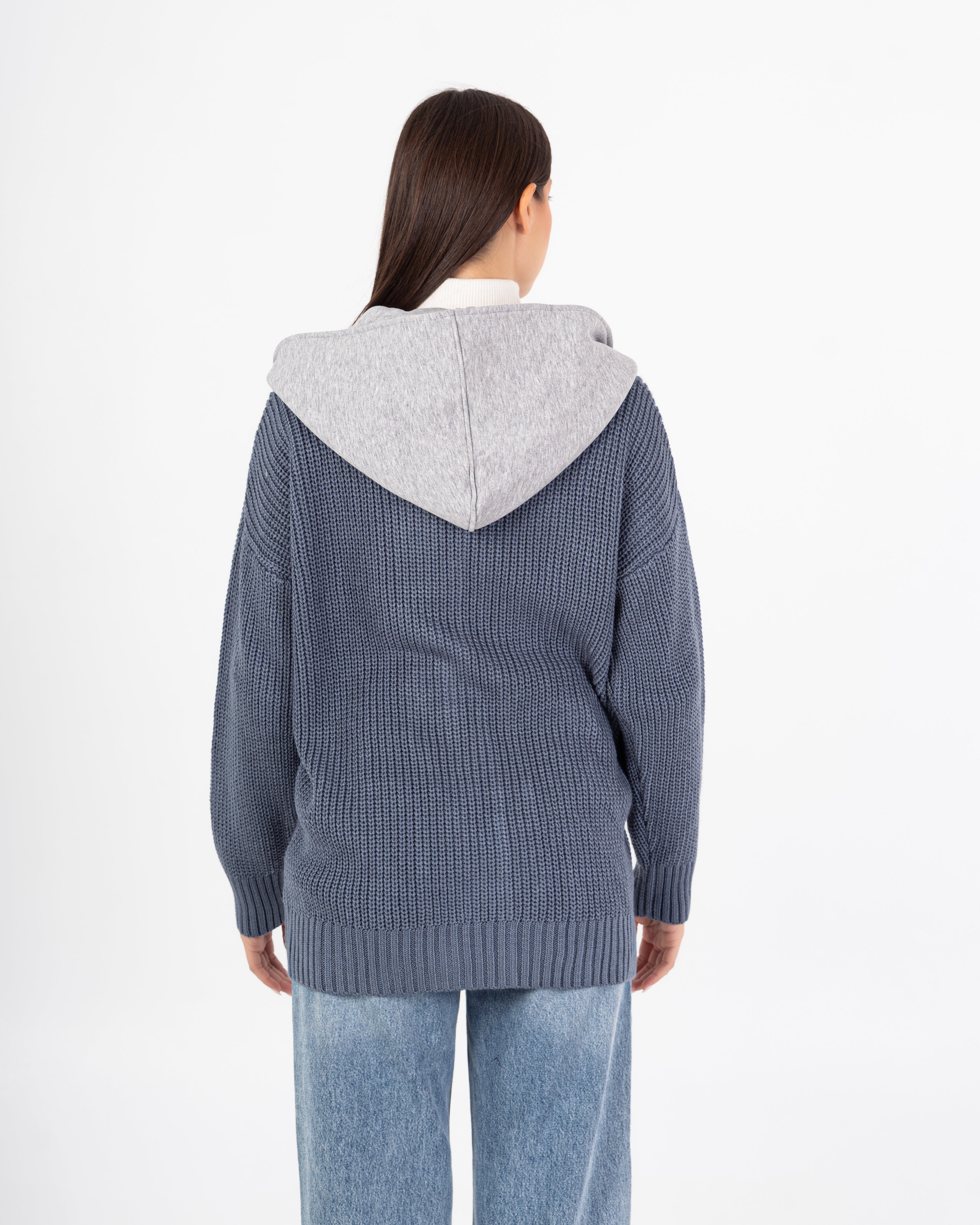 Knitwear Cardigan – Buttoned With Hoodie