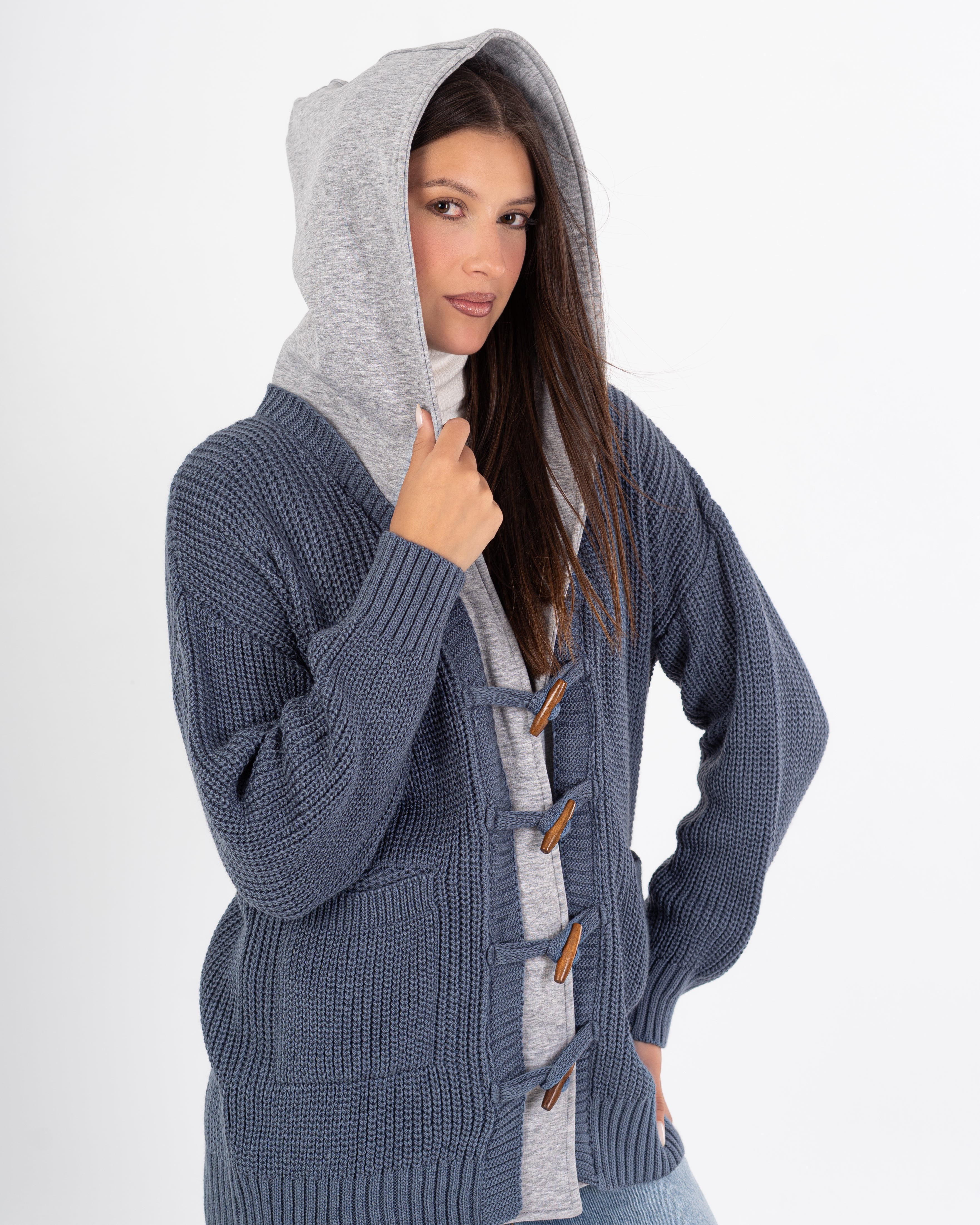 Knitwear Cardigan – Buttoned With Hoodie
