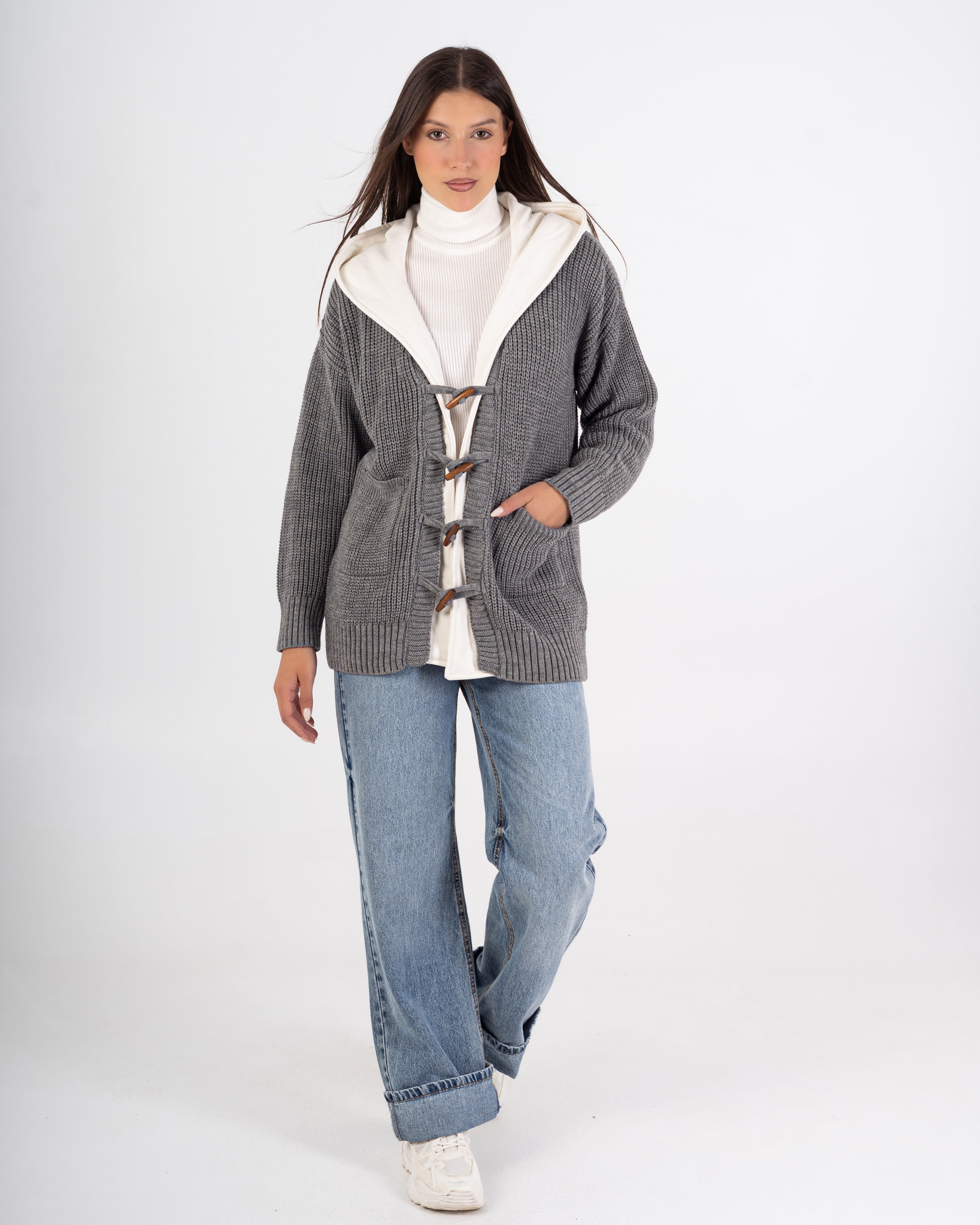 Knitwear Cardigan – Buttoned With Hoodie