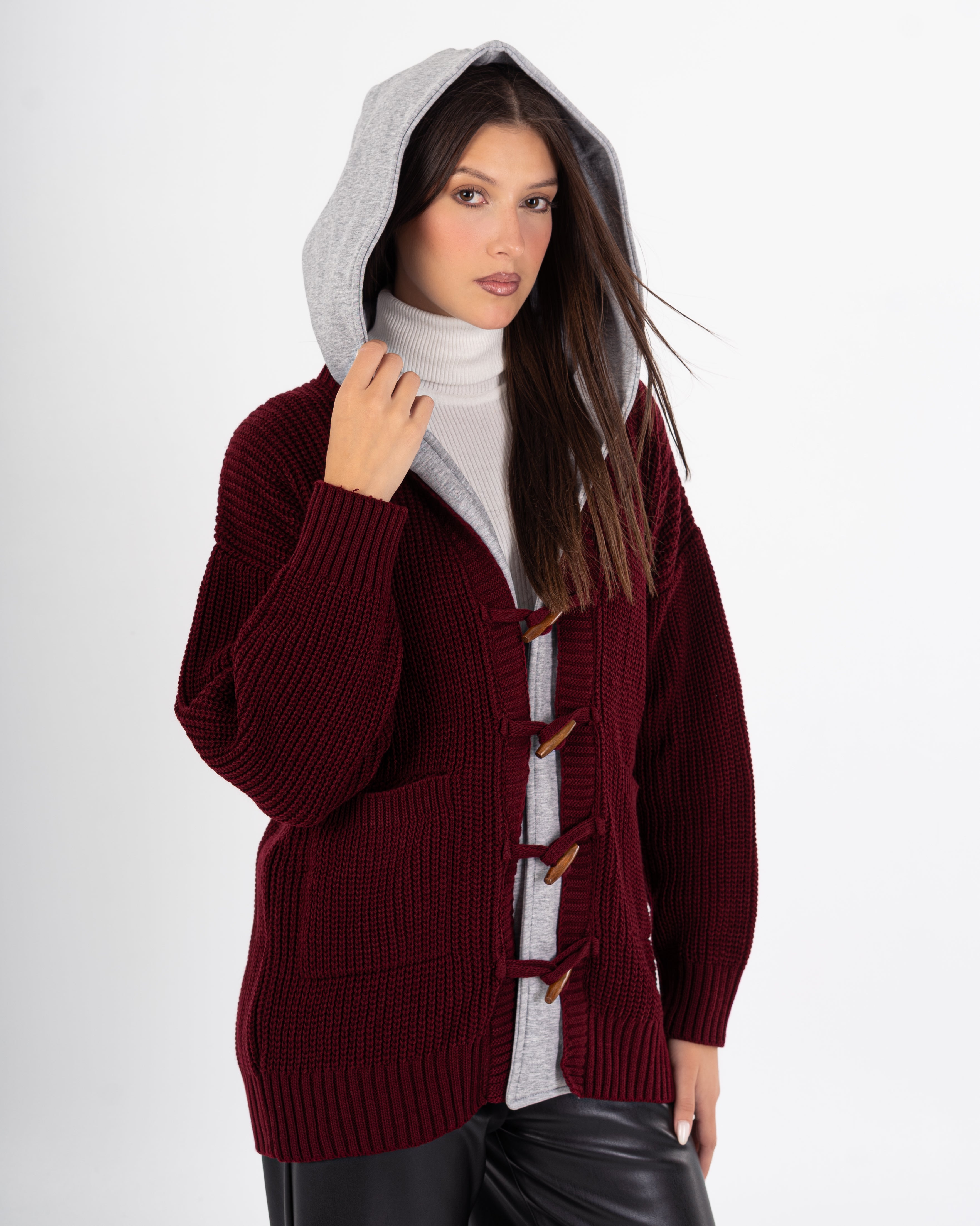 Knitwear Cardigan – Buttoned With Hoodie