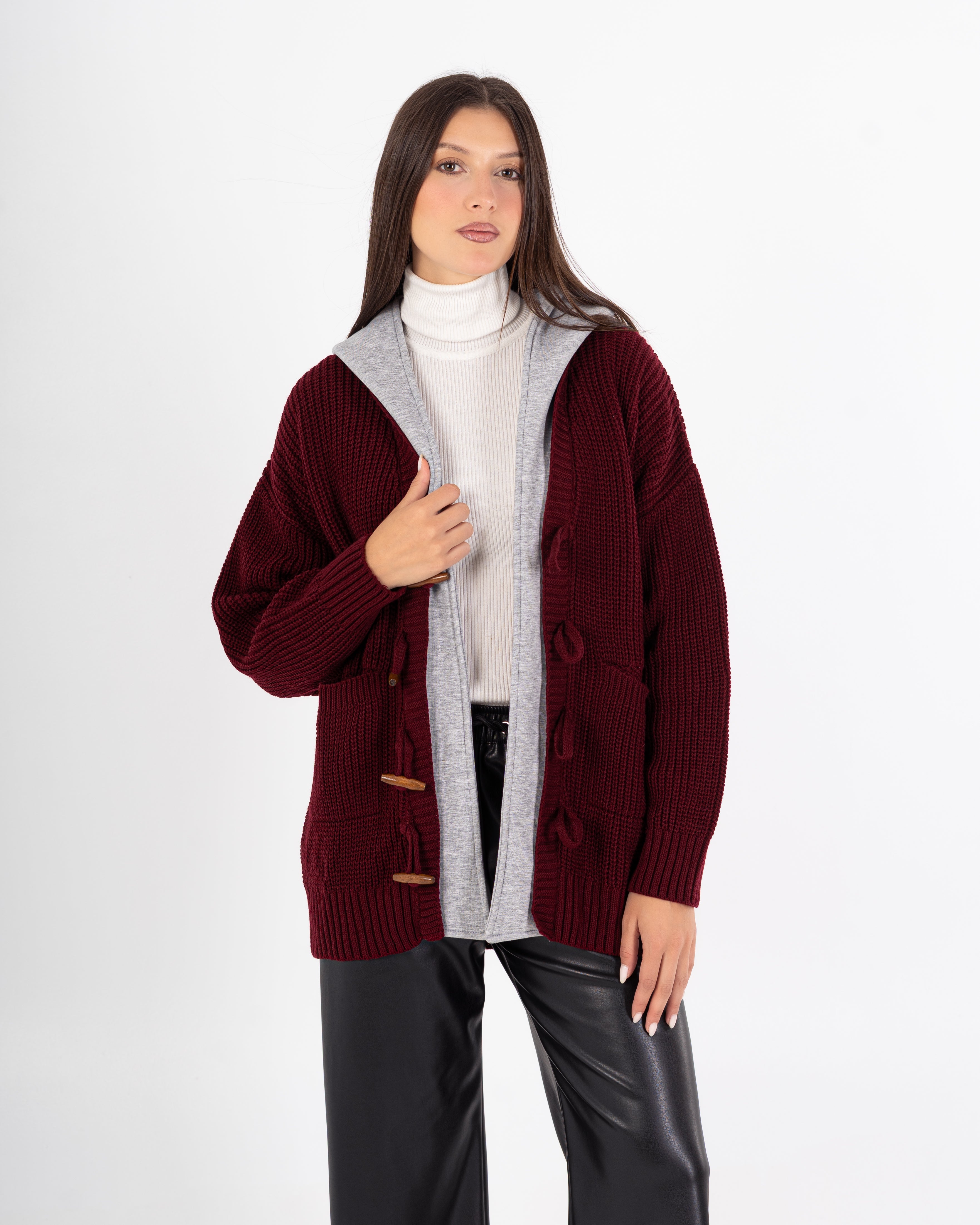 Knitwear Cardigan – Buttoned With Hoodie