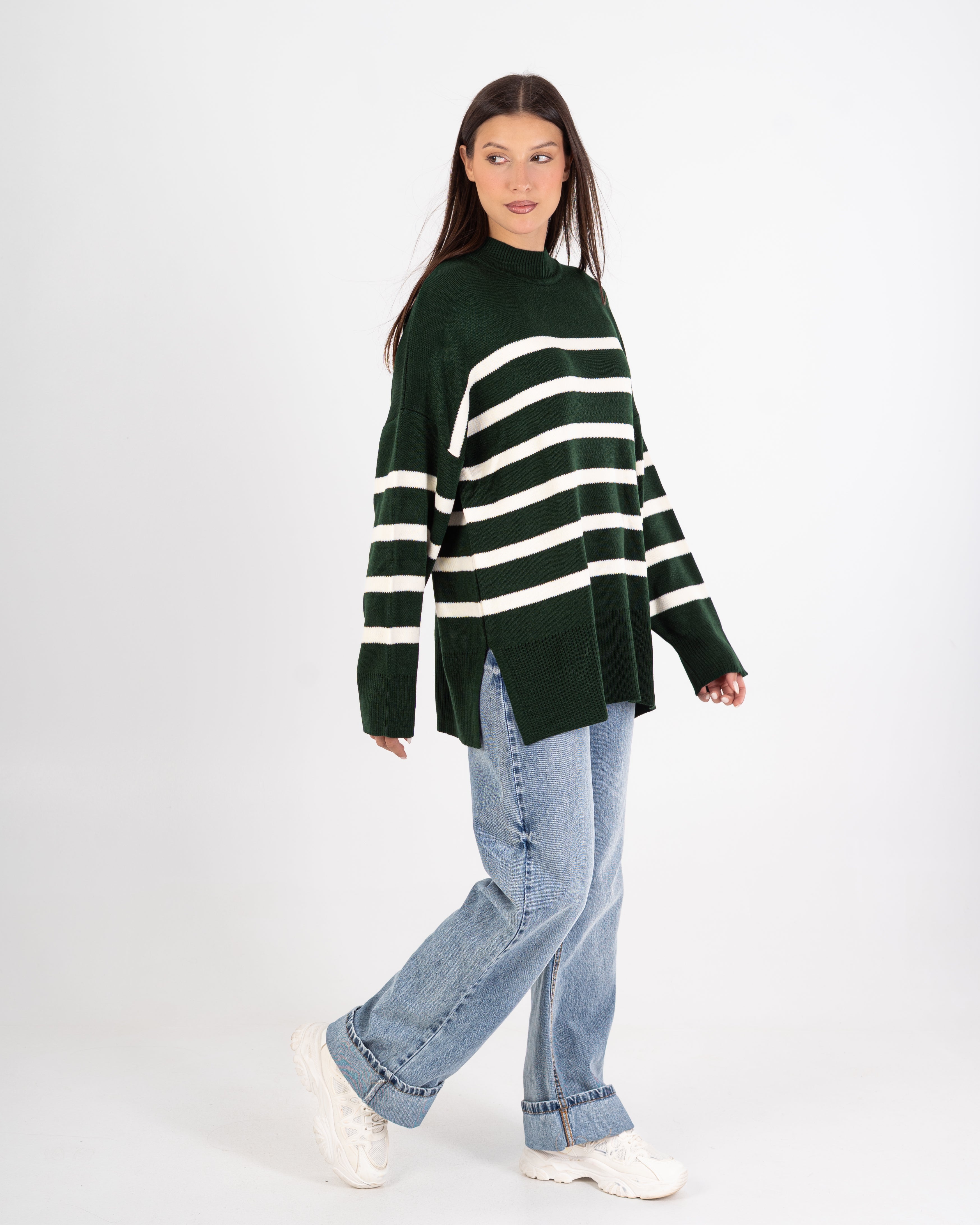 Knitwear Pullover – Oversized (Horizontal Stripes)