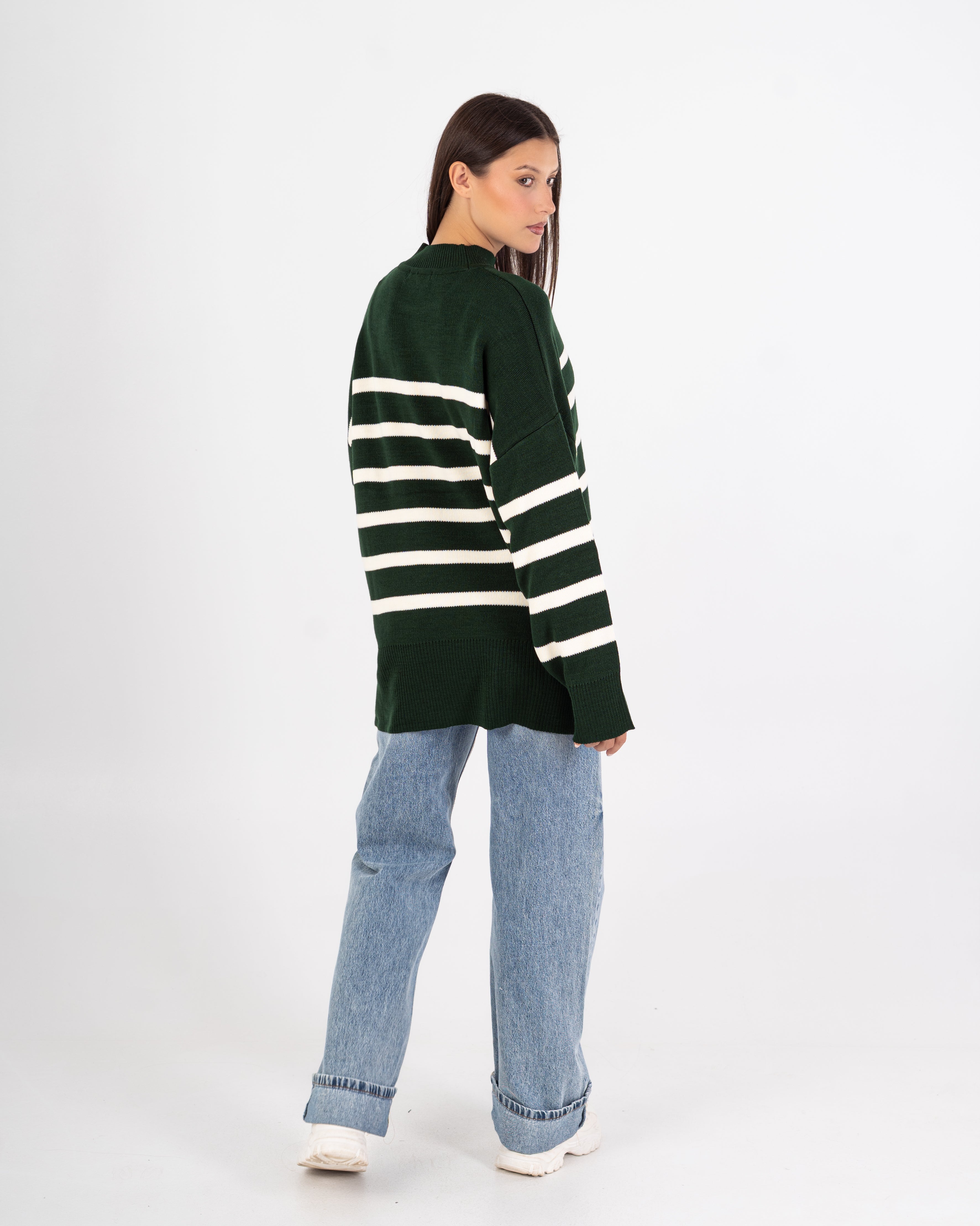 Knitwear Pullover – Oversized (Horizontal Stripes)