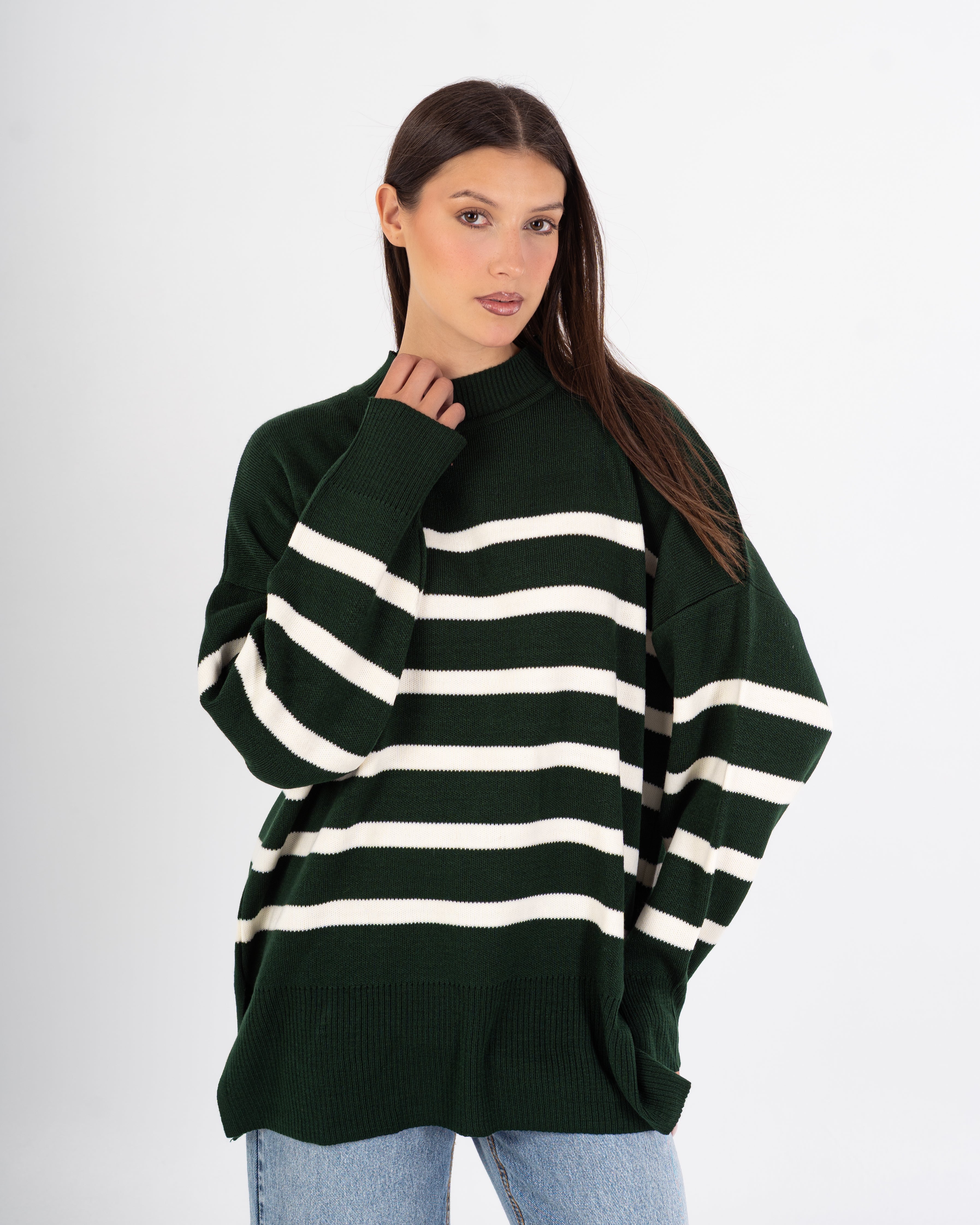Knitwear Pullover – Oversized (Horizontal Stripes)