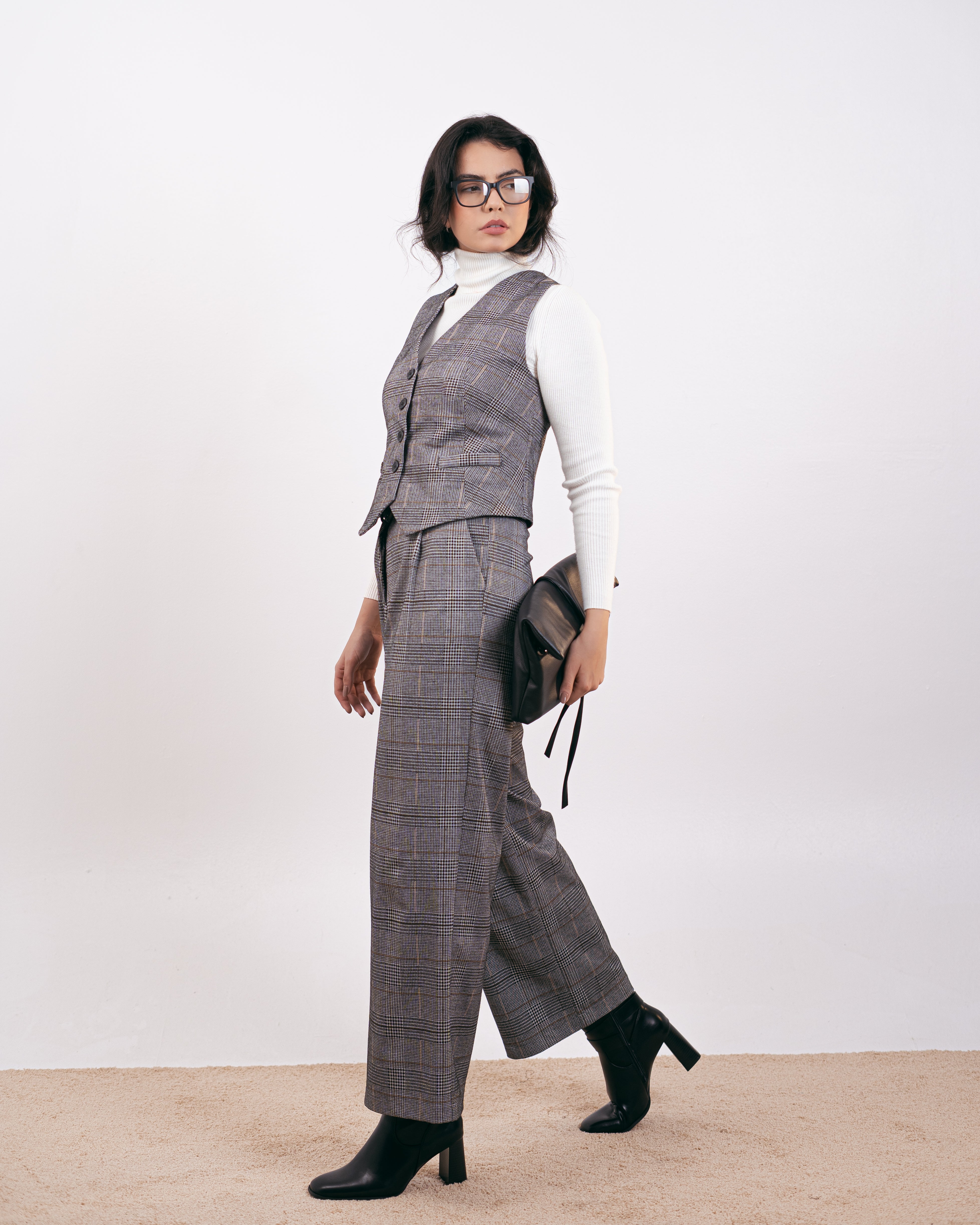 Checked Vest – Checked And Striped Pattern