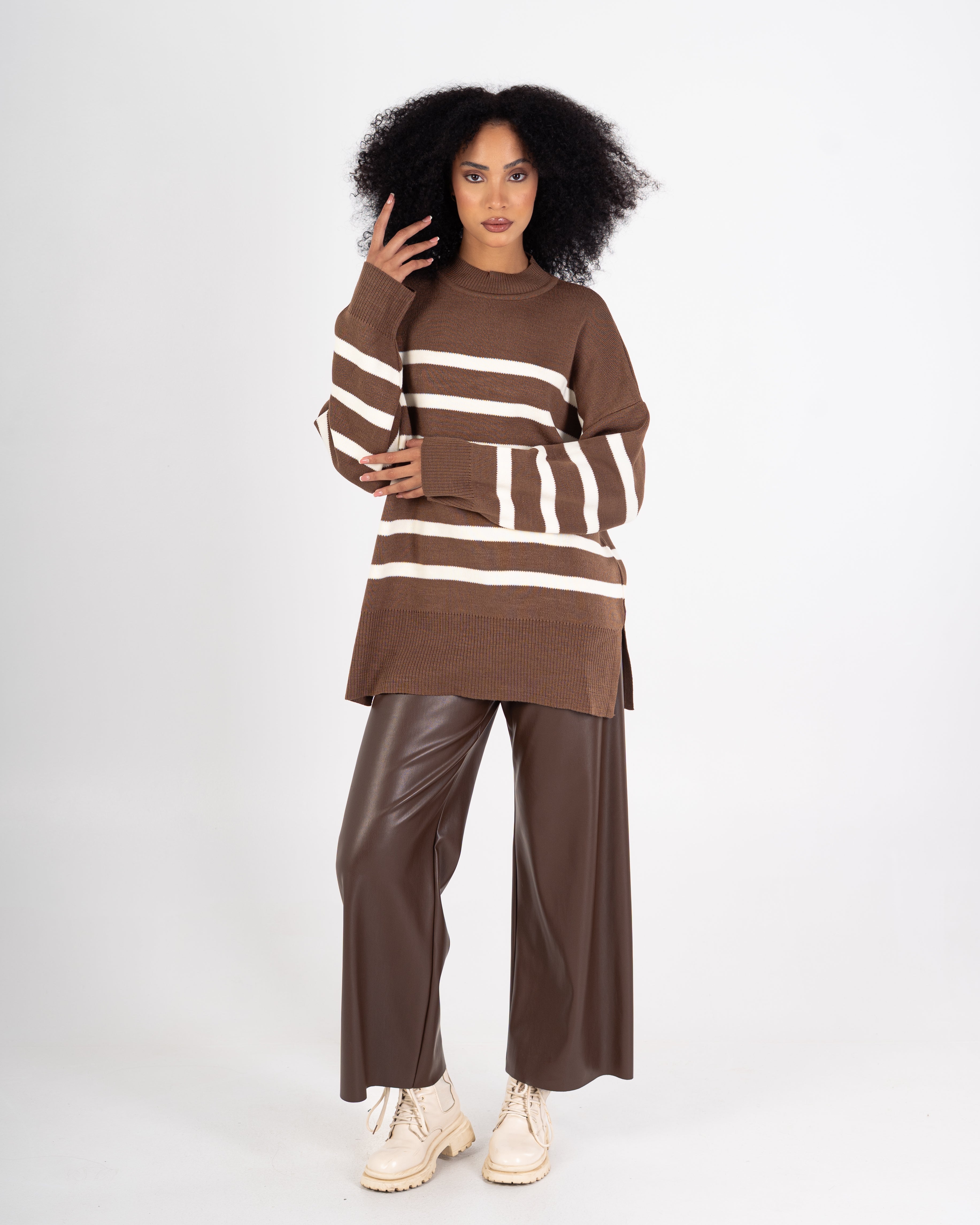 Knitwear Pullover – Oversized (Horizontal Stripes)