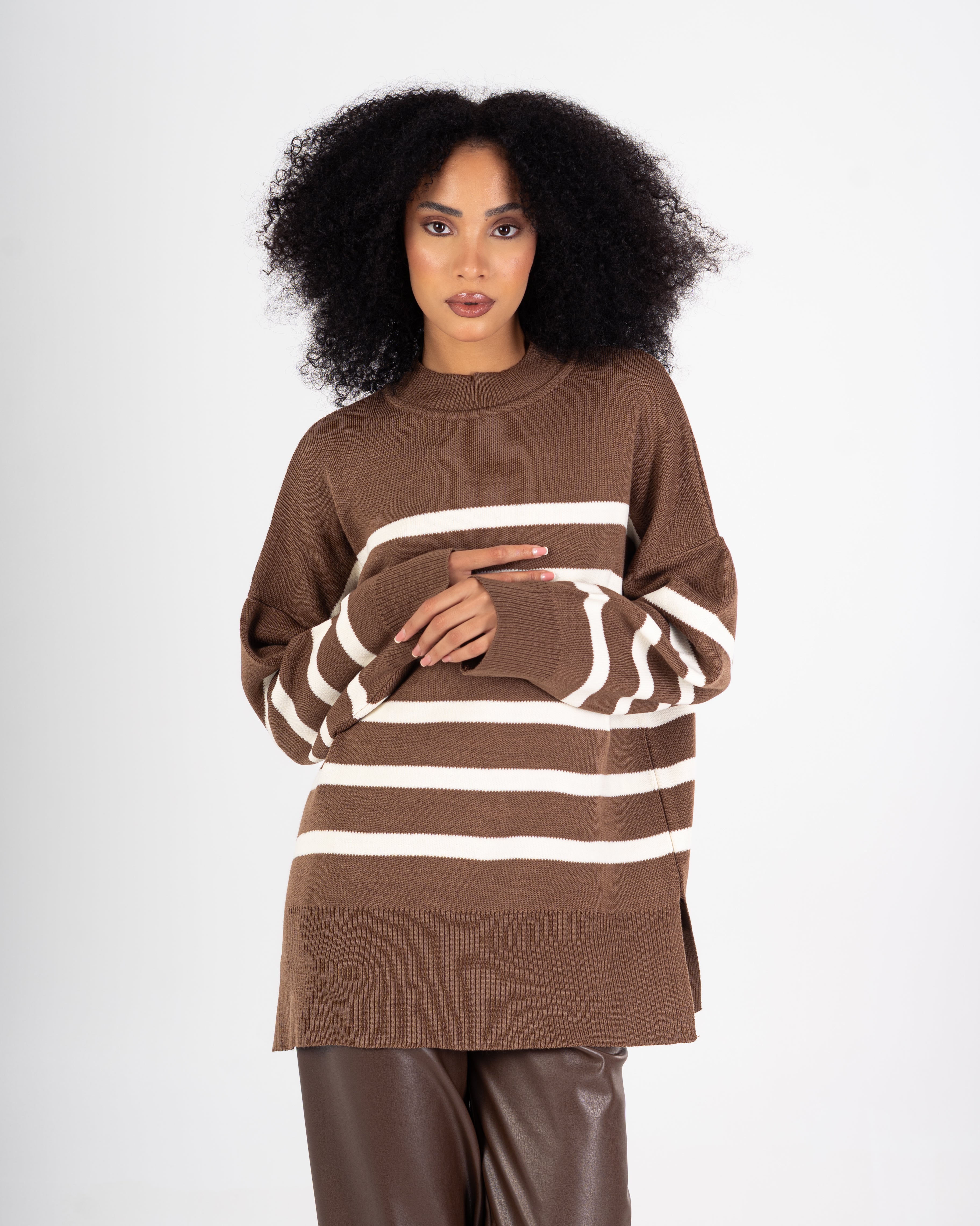 Knitwear Pullover – Oversized (Horizontal Stripes)