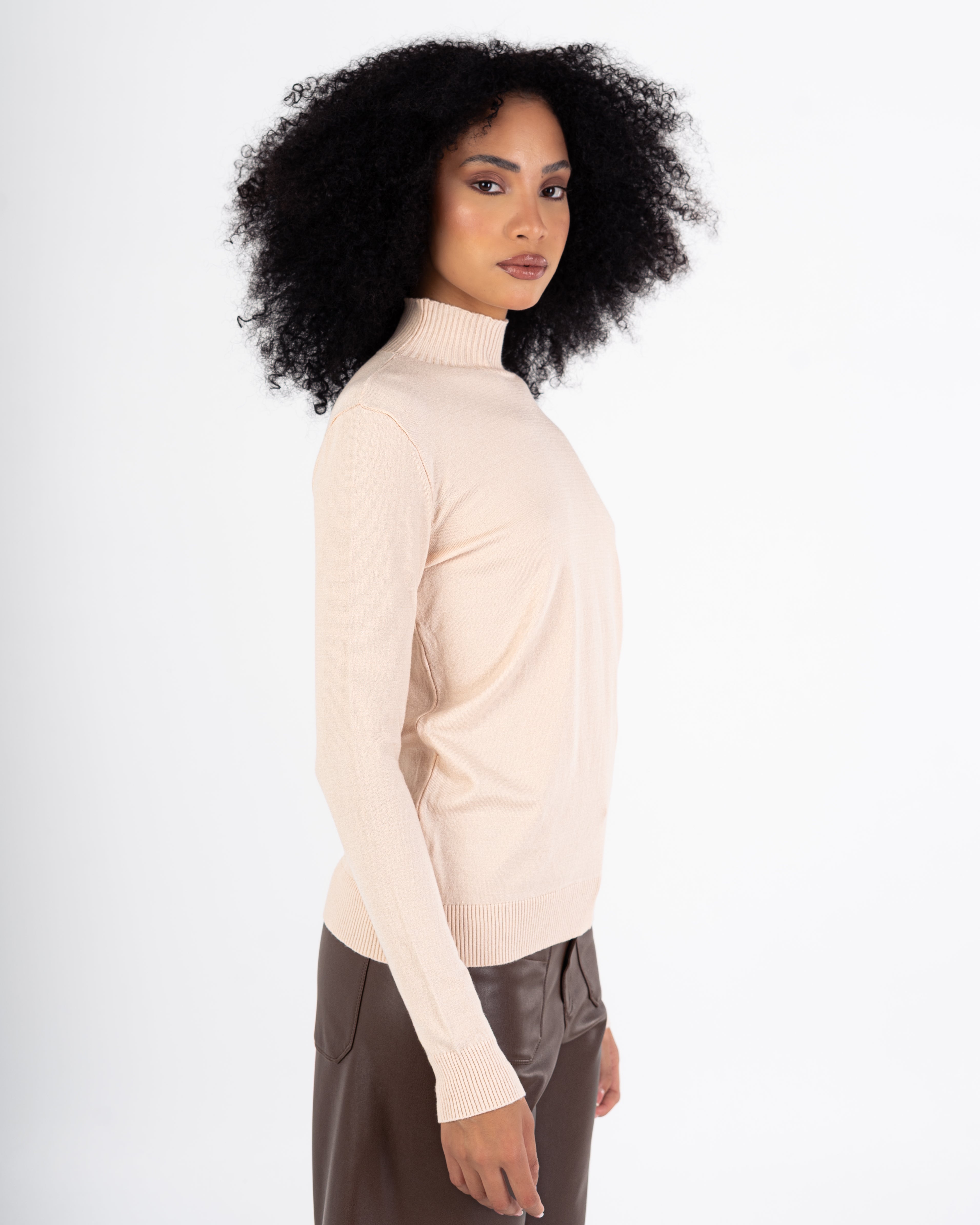 Basic Top – Plain Colors (Half Neck)