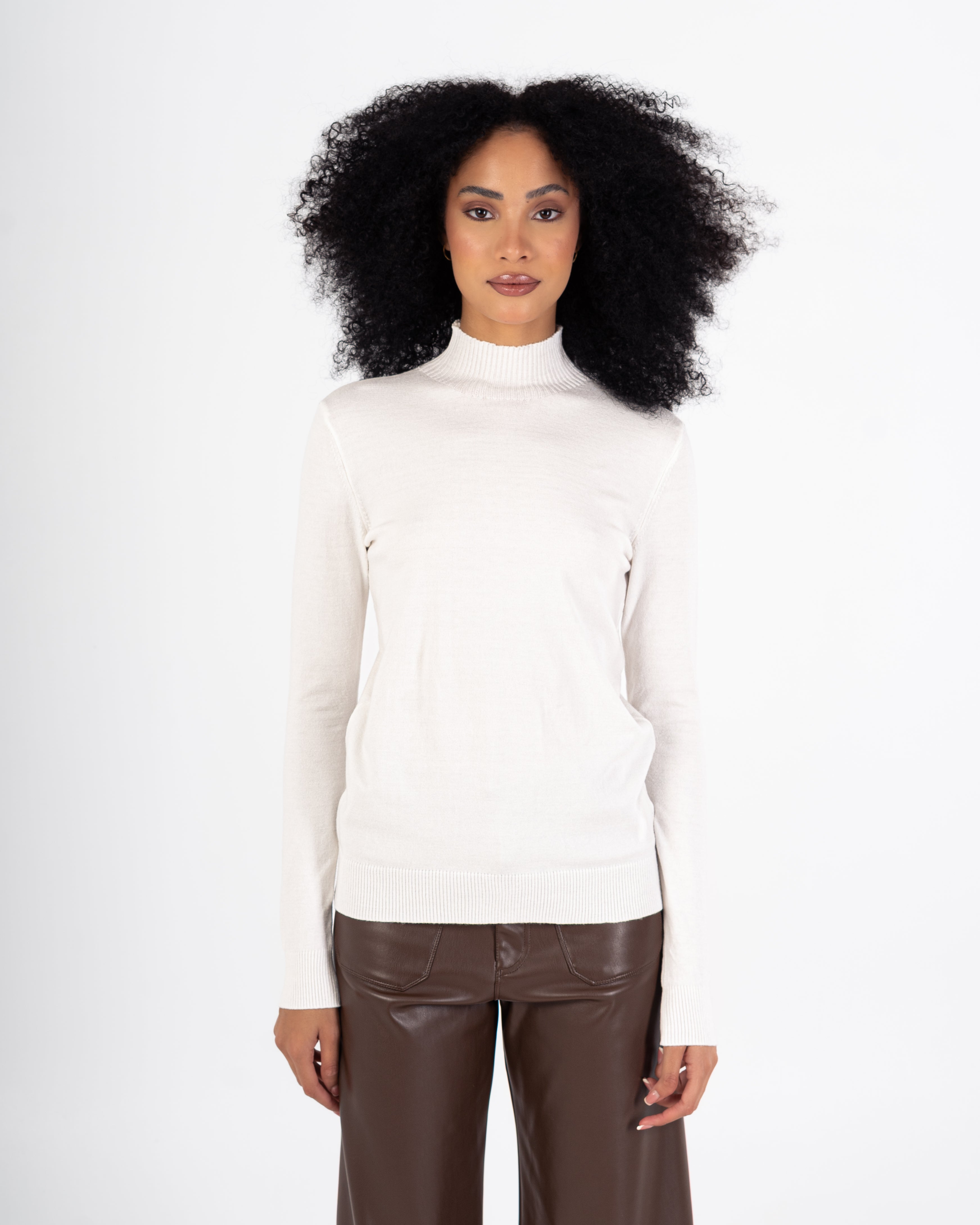 Basic Top – Plain Colors (Half Neck)