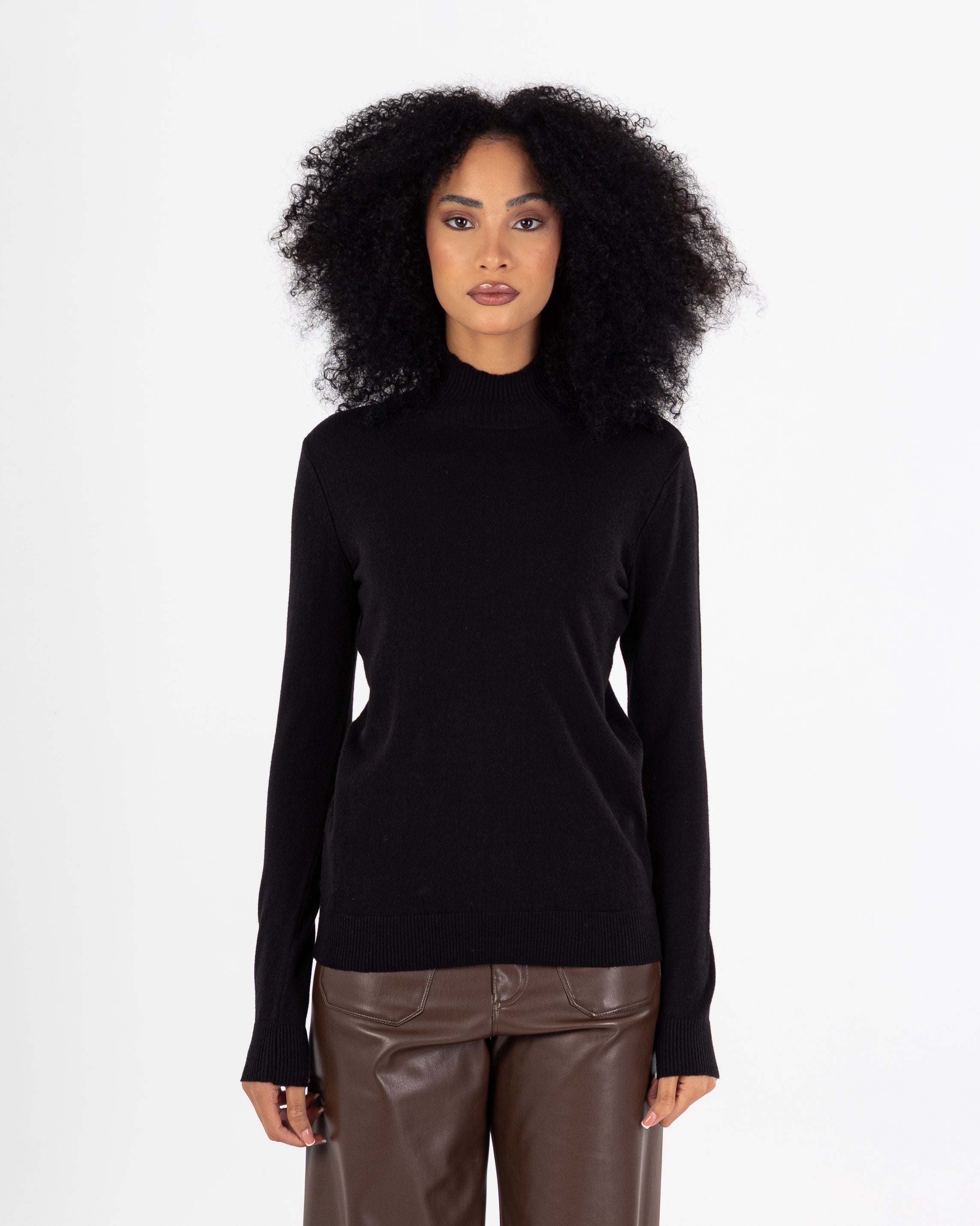 Basic Top – Plain Colors (Half Neck)