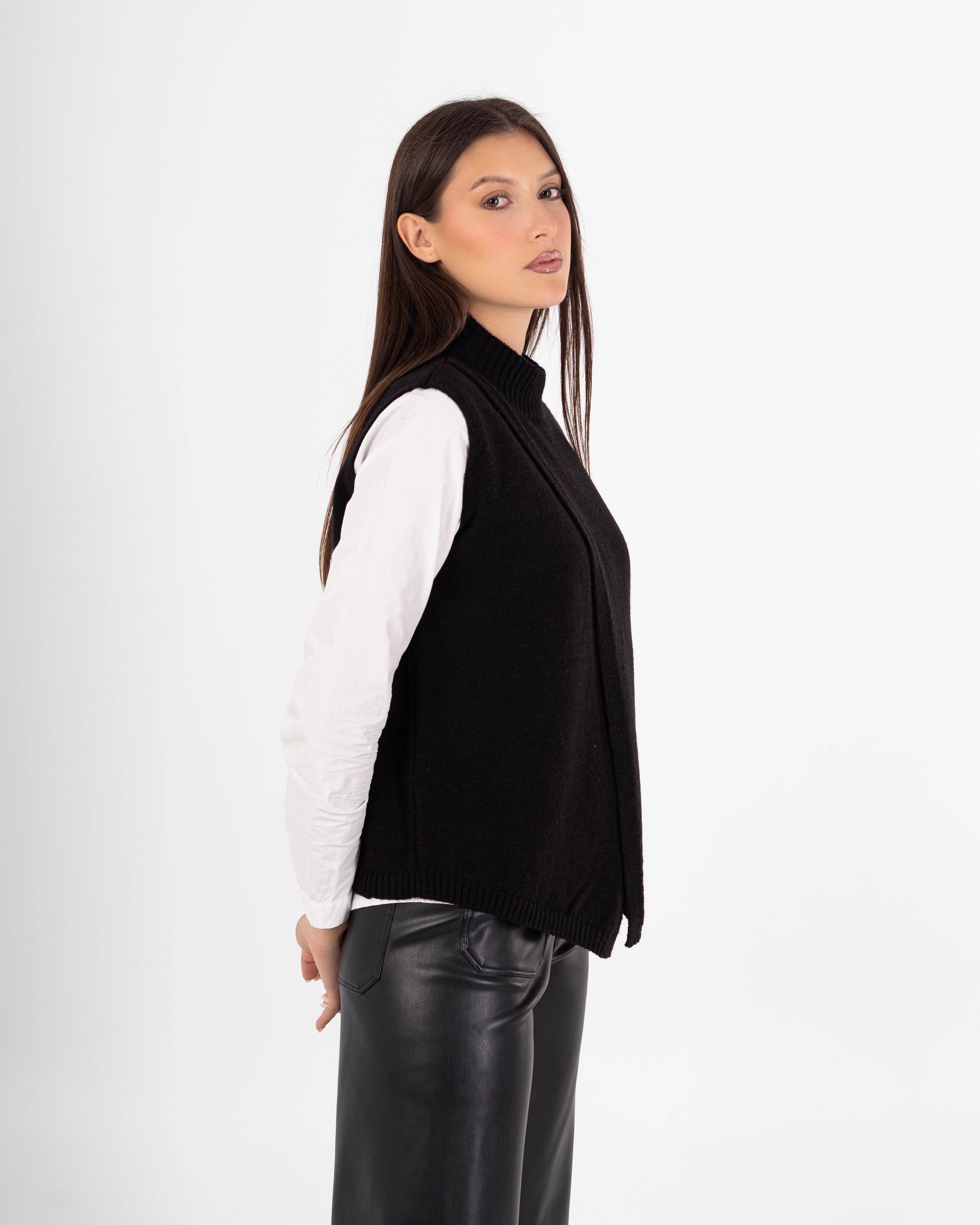 Knitwear Vest – Plain Wide Neck (Multi Colors)