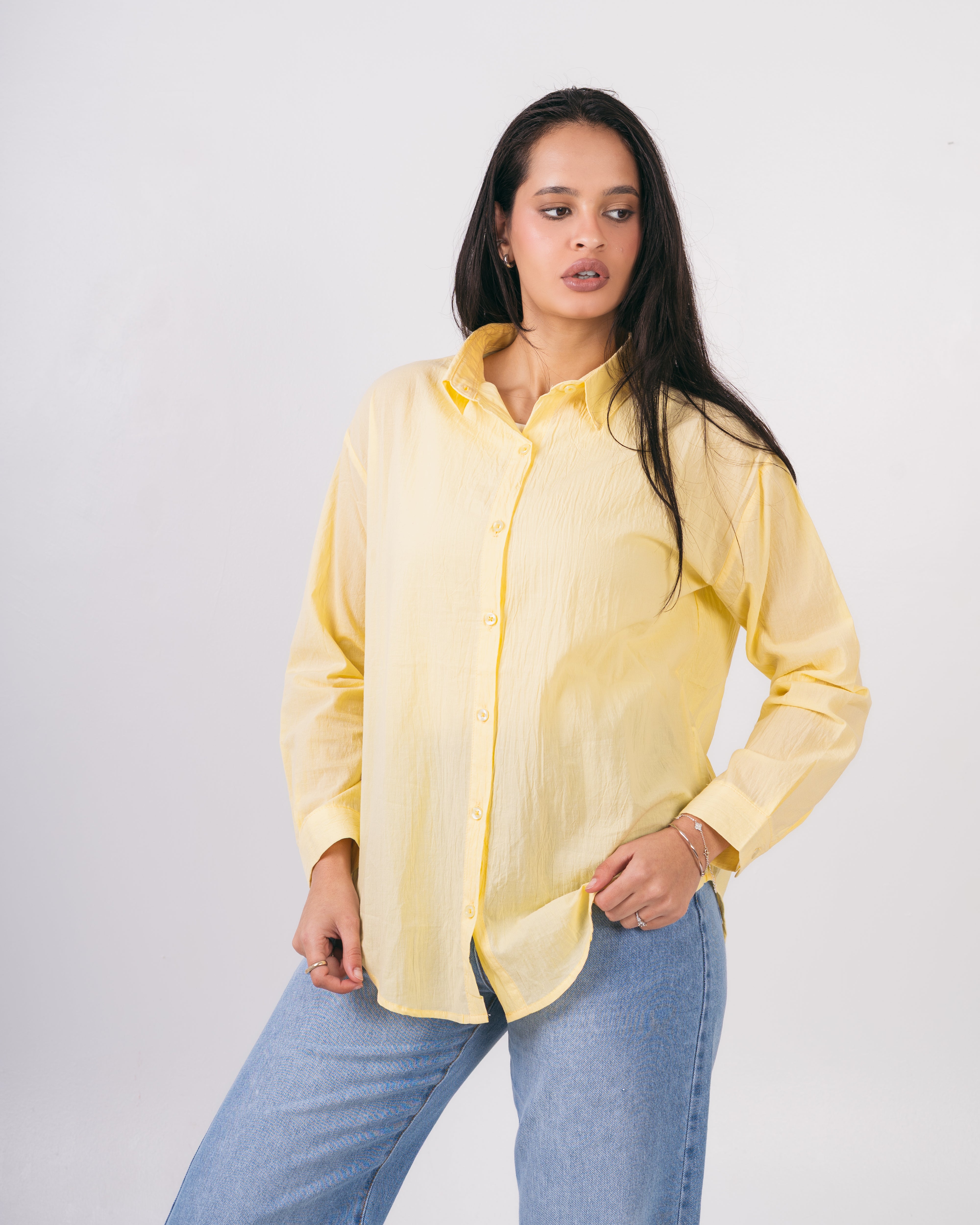 Plain Linen Shirt - With Colored Buttons
