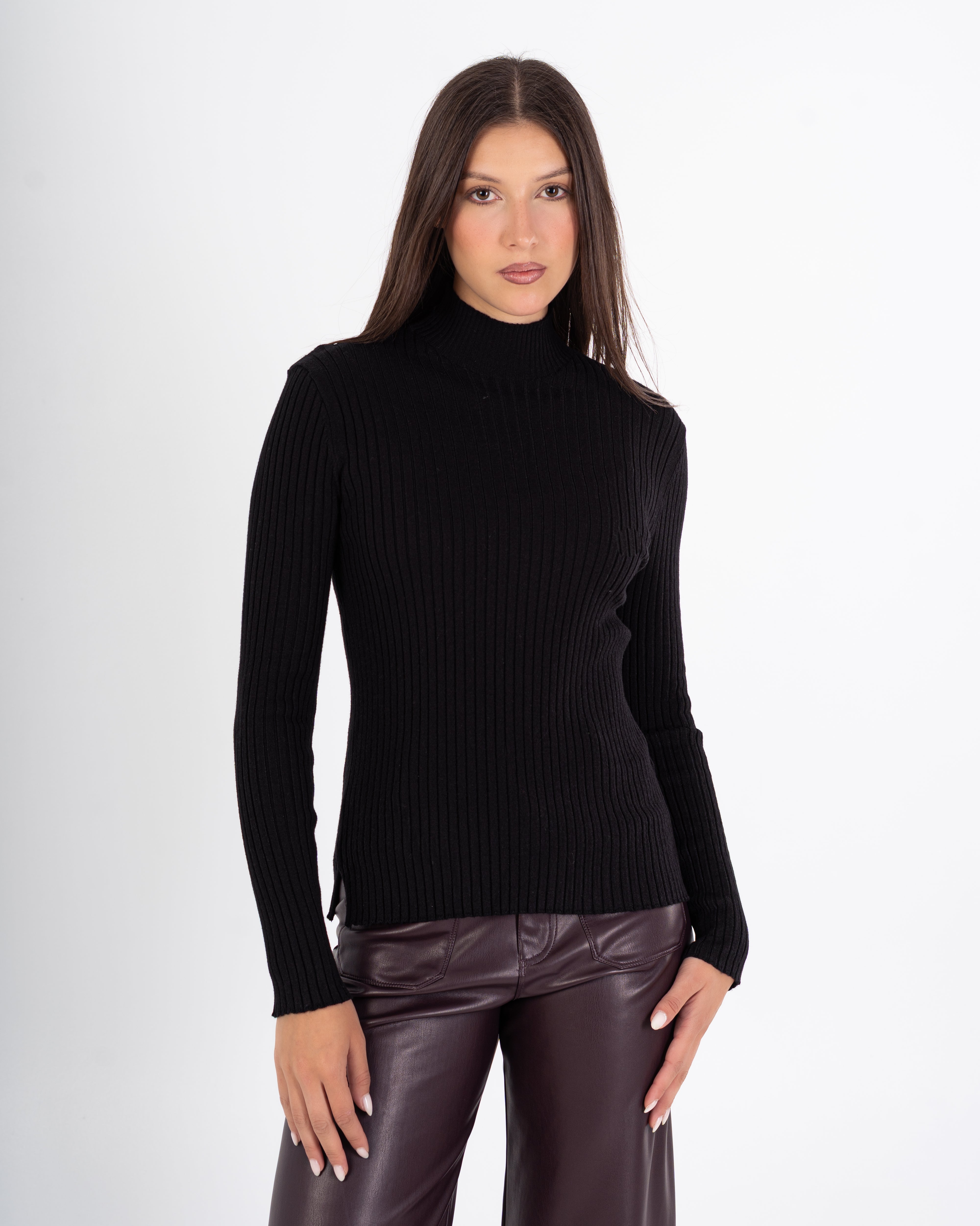 Basic Top – Striped (Half Neck)