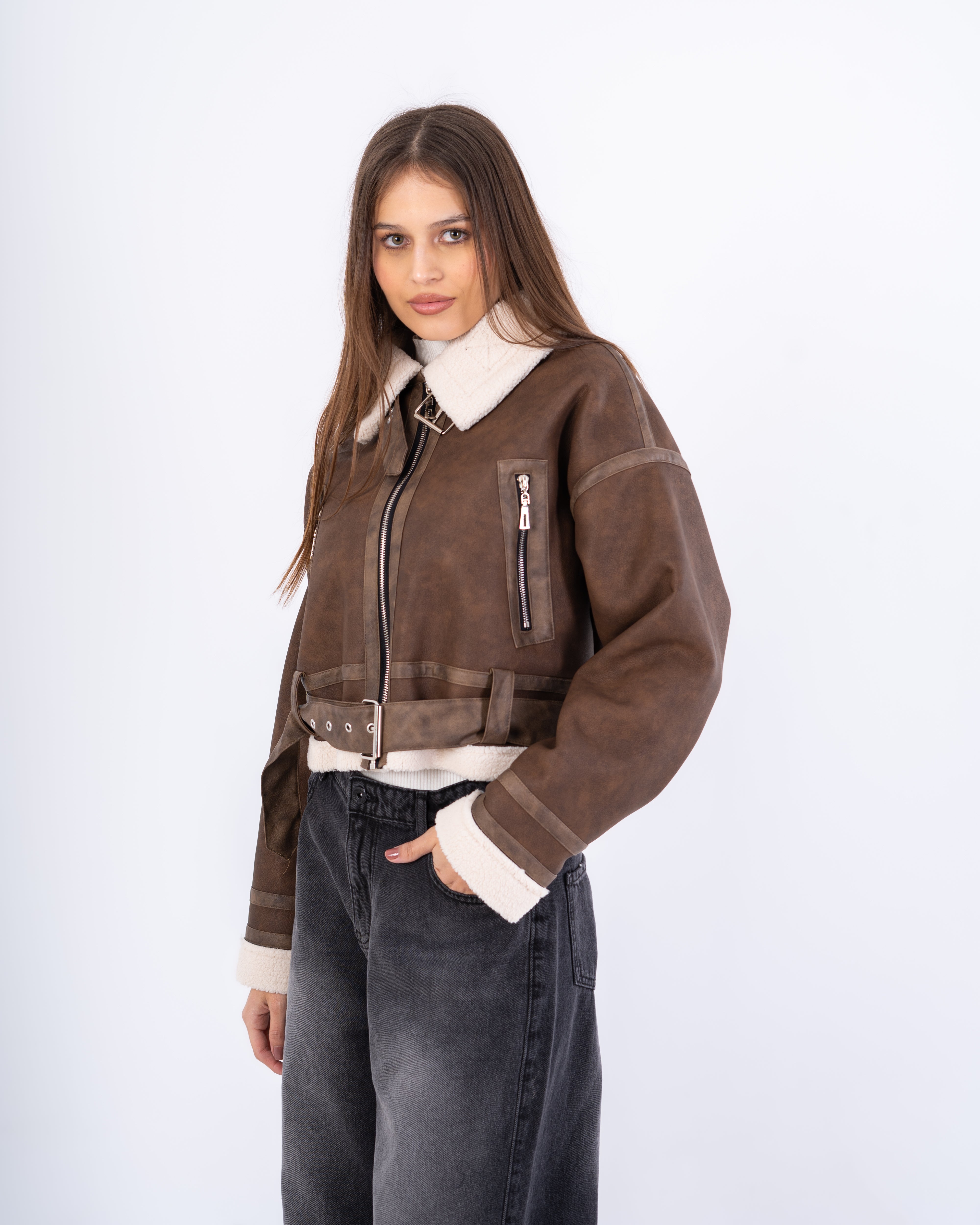 Short Leather Jacket - Two Zipper Pockets