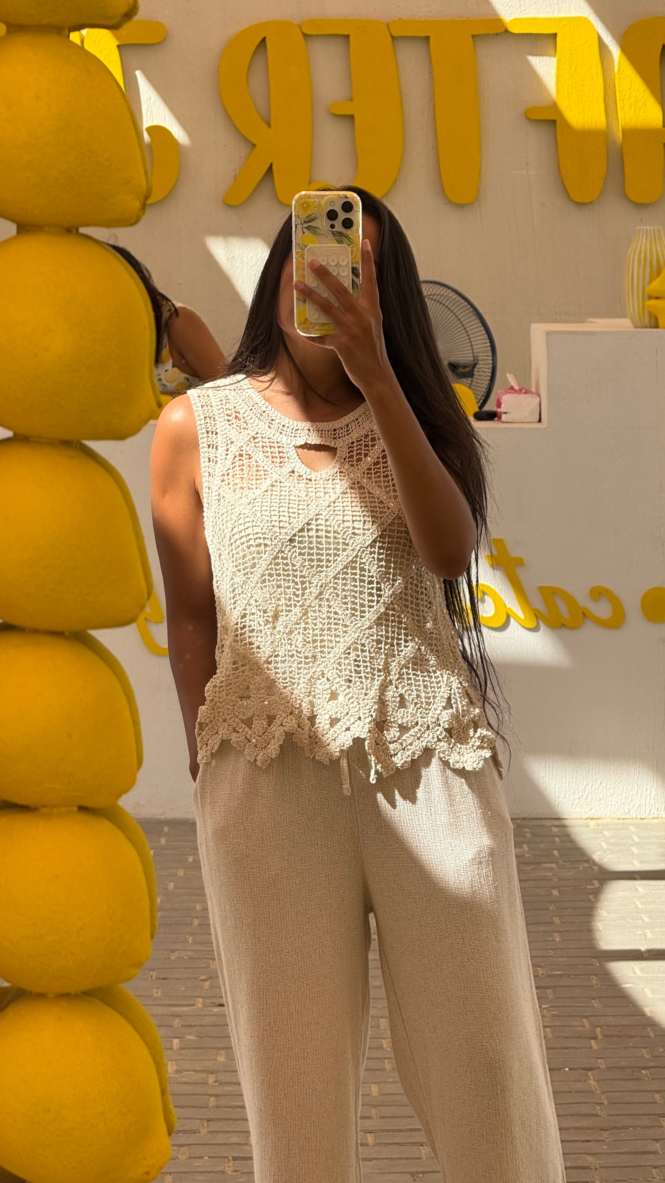 Knitted bodysuit with belt - center slit