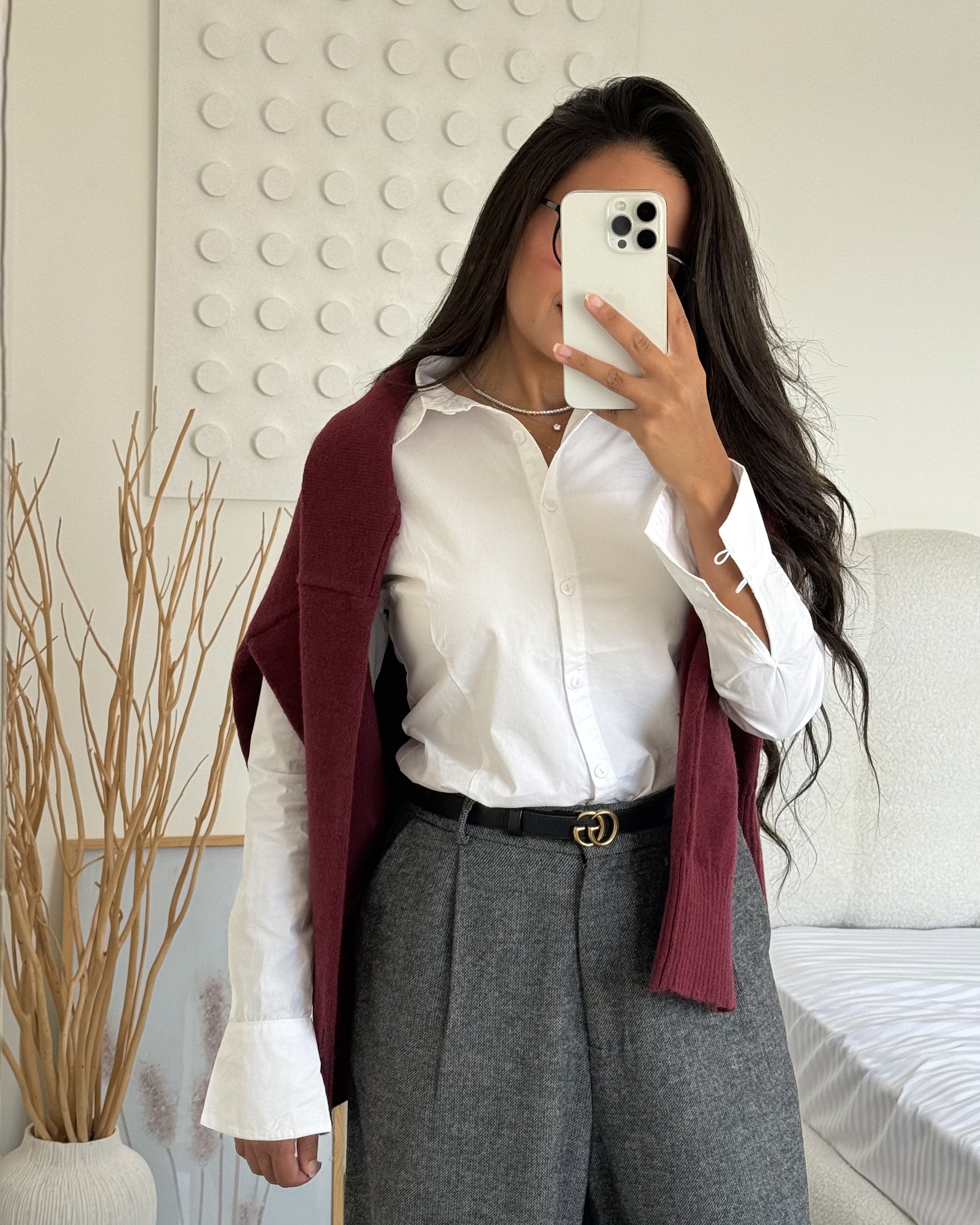 قميص بسيط – أكمام بأزرار (أصفاد مرنة)