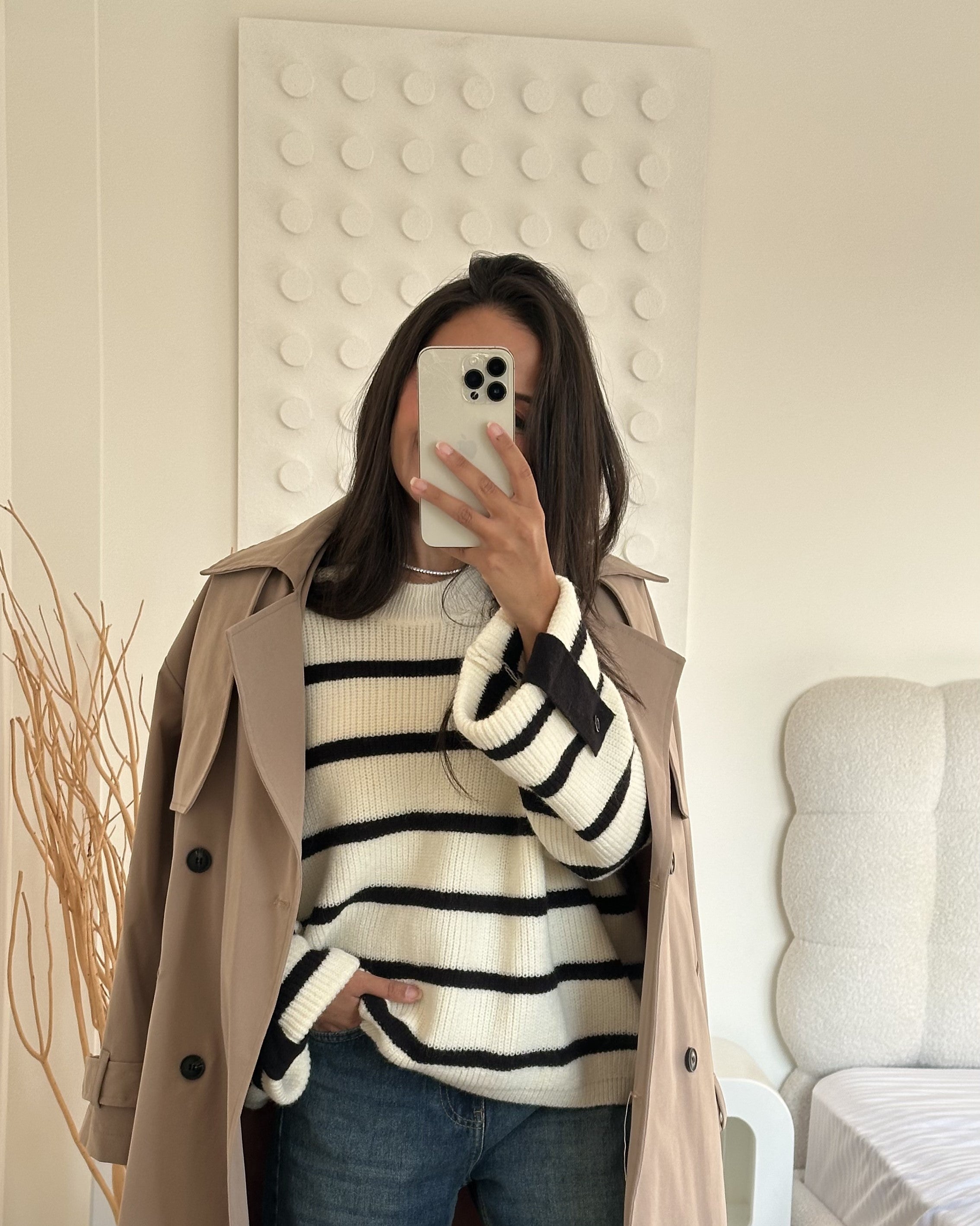 Knitwear Pullover – Striped (Buttoned Sleeves)