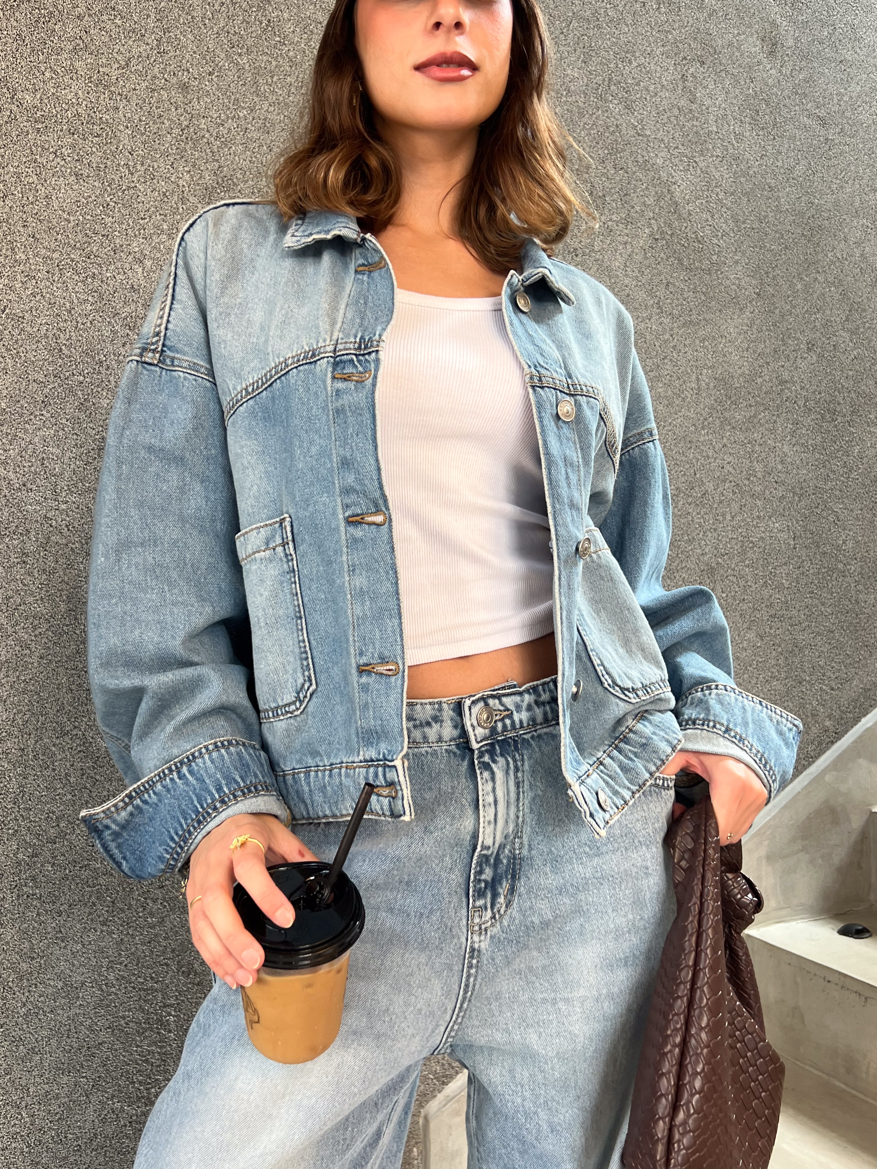 Short Denim Jacket – (2 Square Pockets)