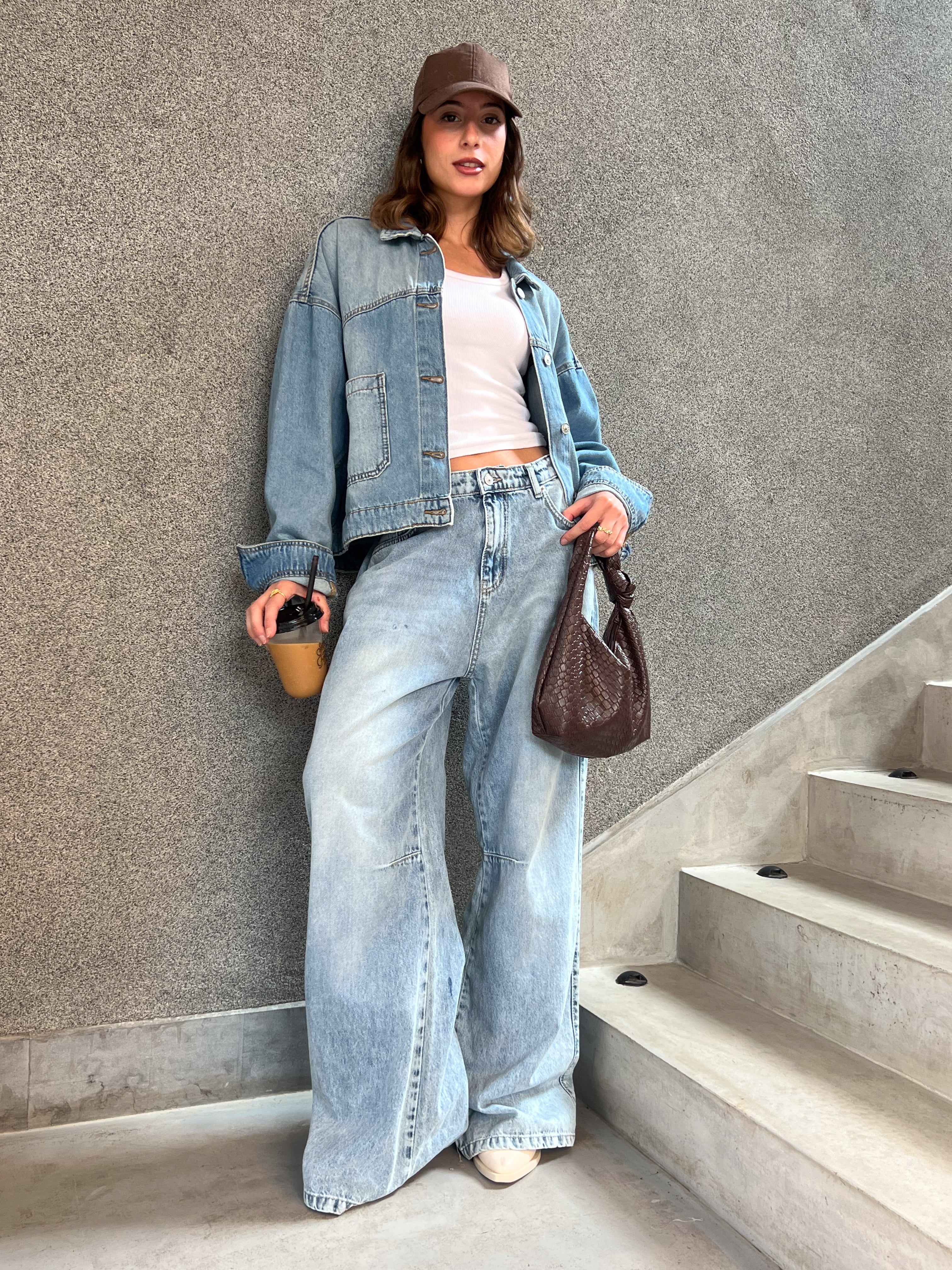 Short Denim Jacket – (2 Square Pockets)