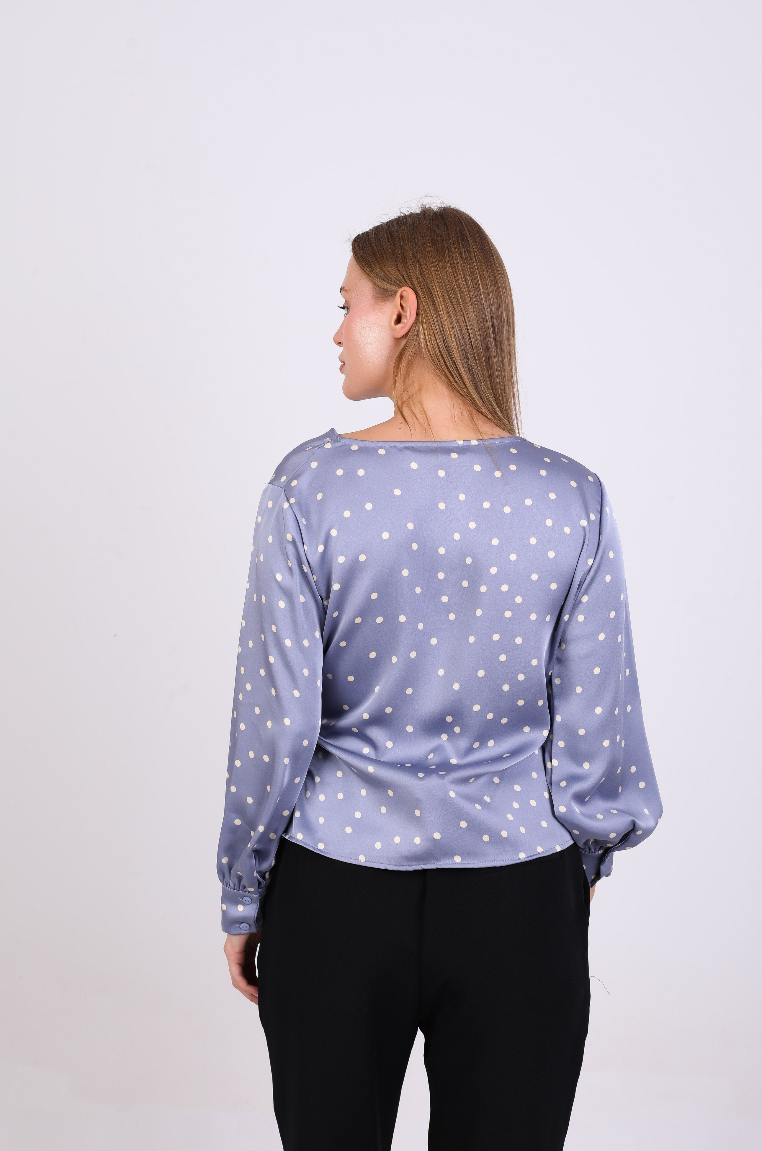 Blouse - Polka dot tie