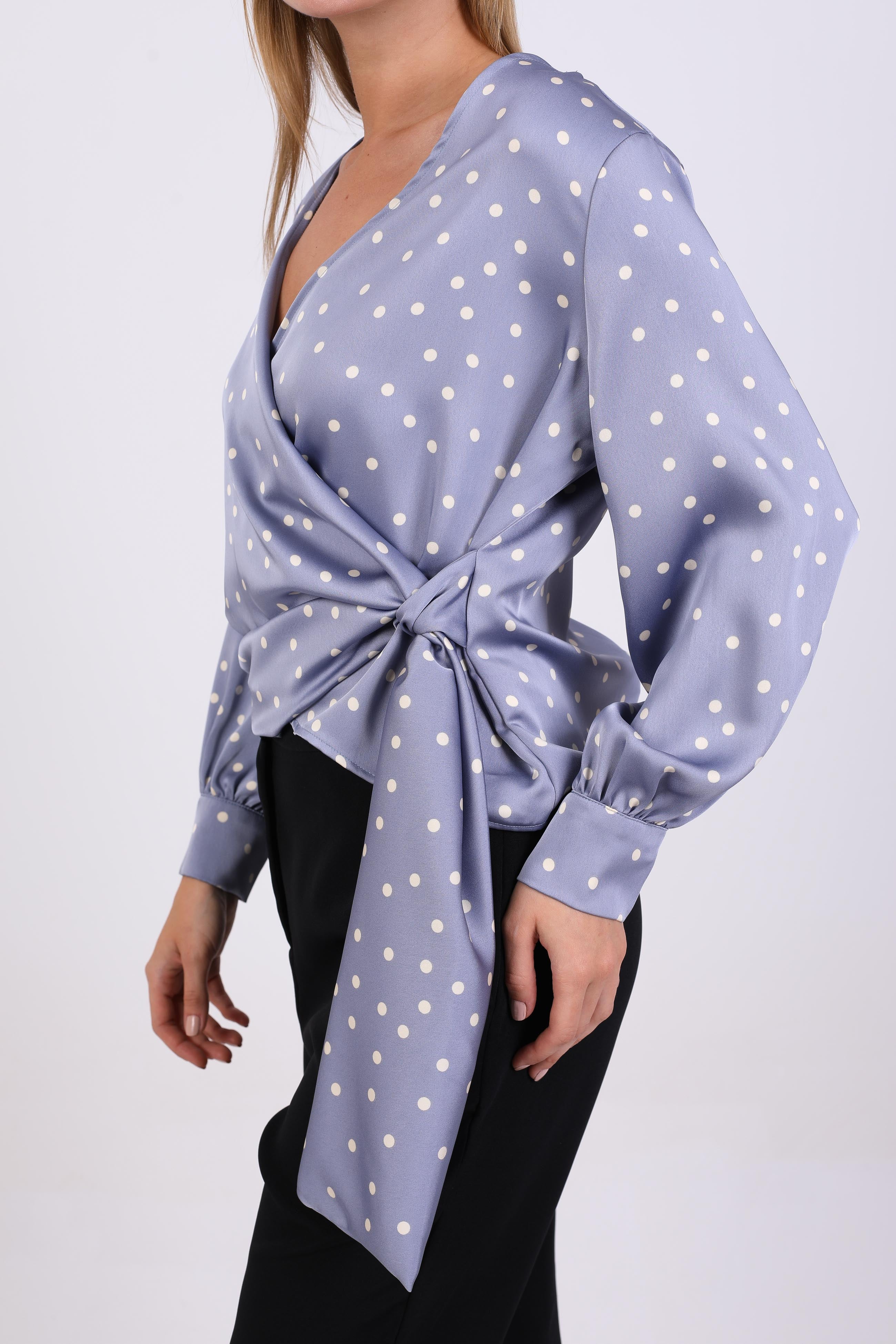 Blouse - Polka dot tie