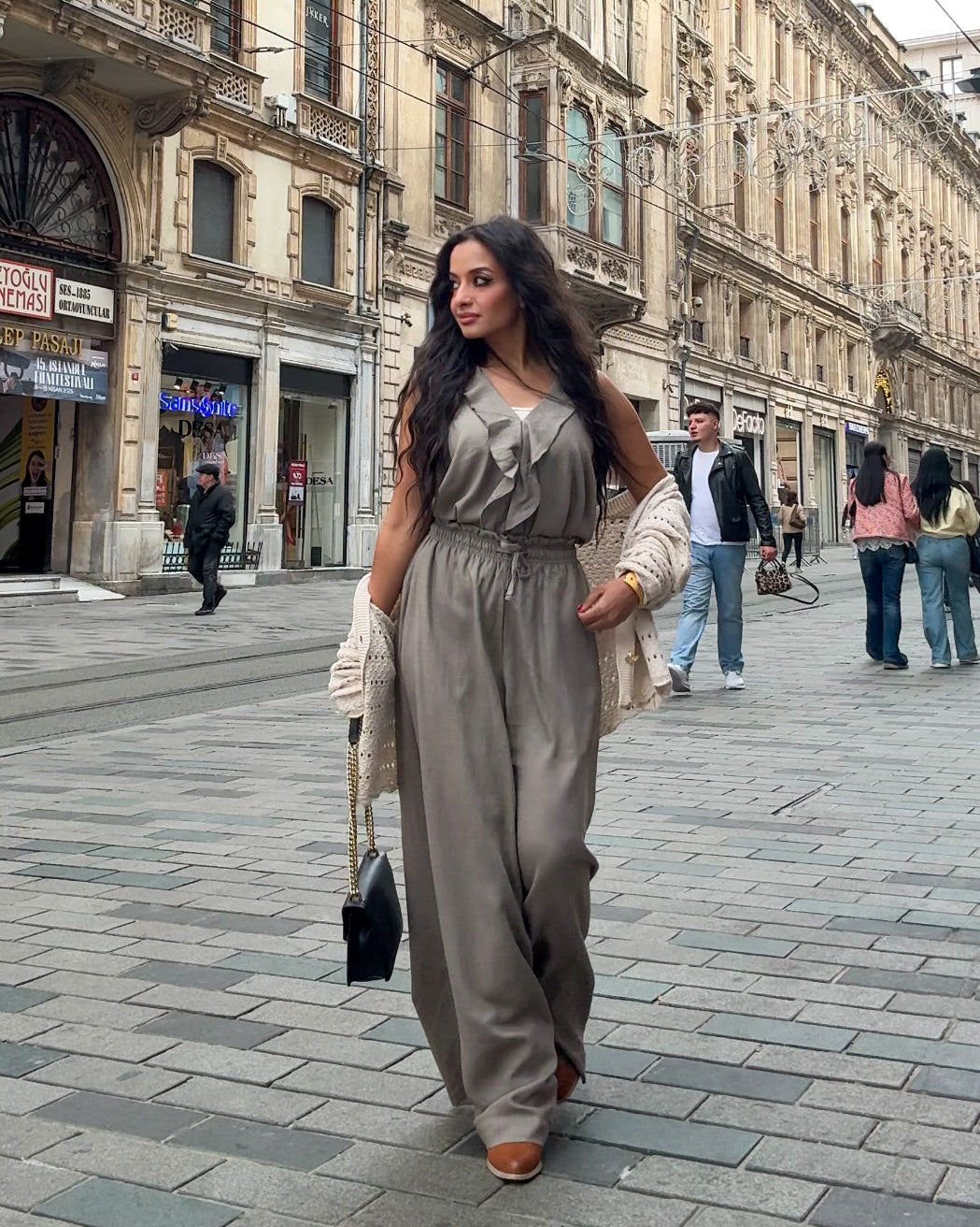wide-leg linen trousers