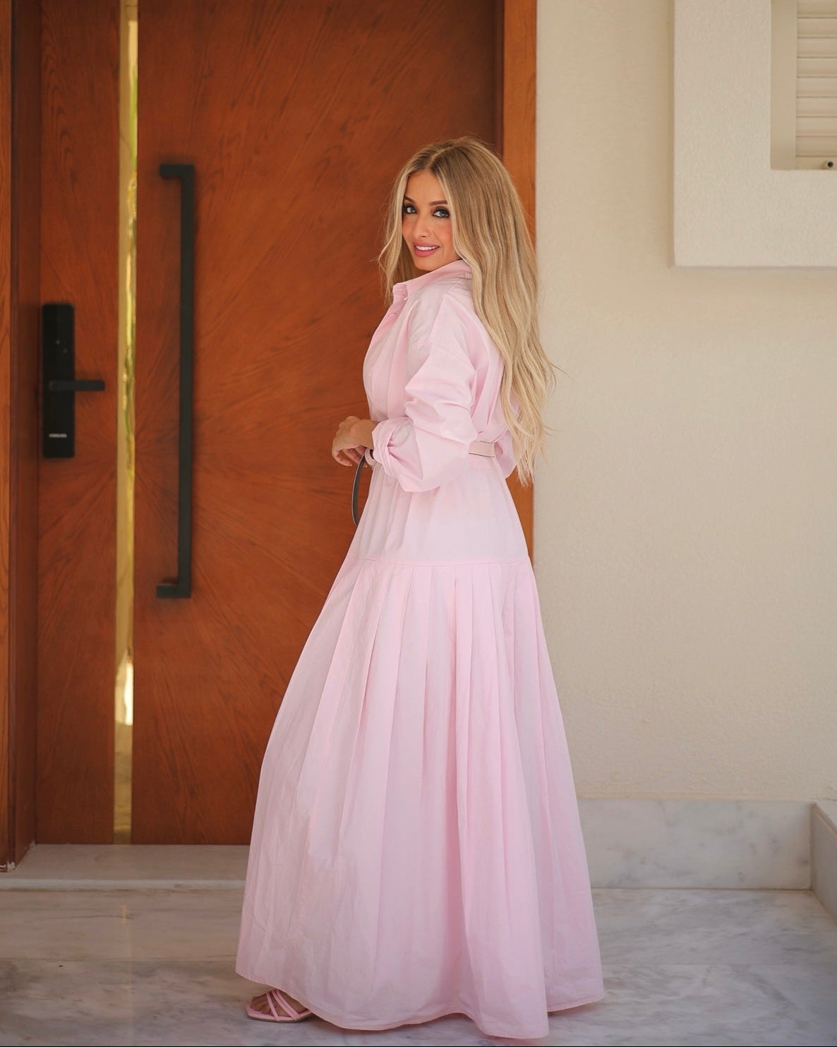 Wide Dress With Belt And Wide Sleeves