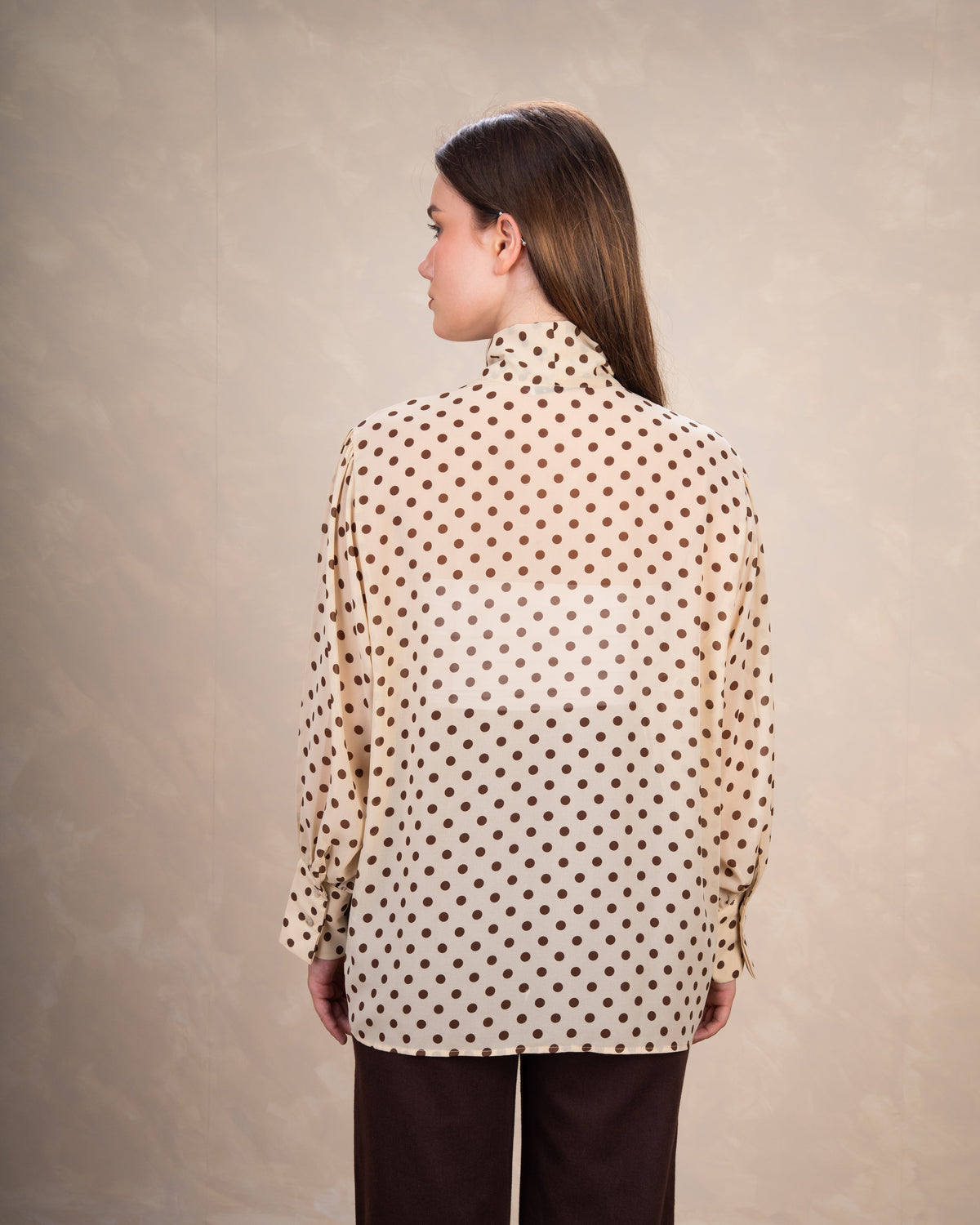 Floral blouse with a drawstring