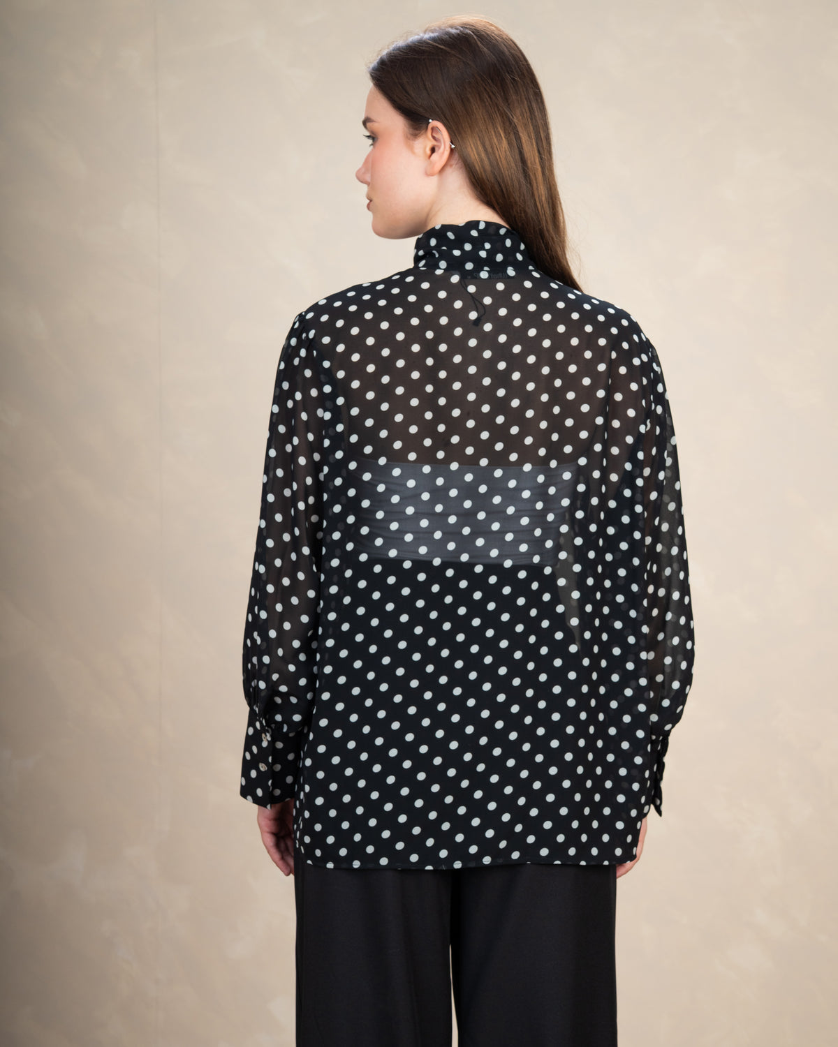 Floral blouse with a drawstring