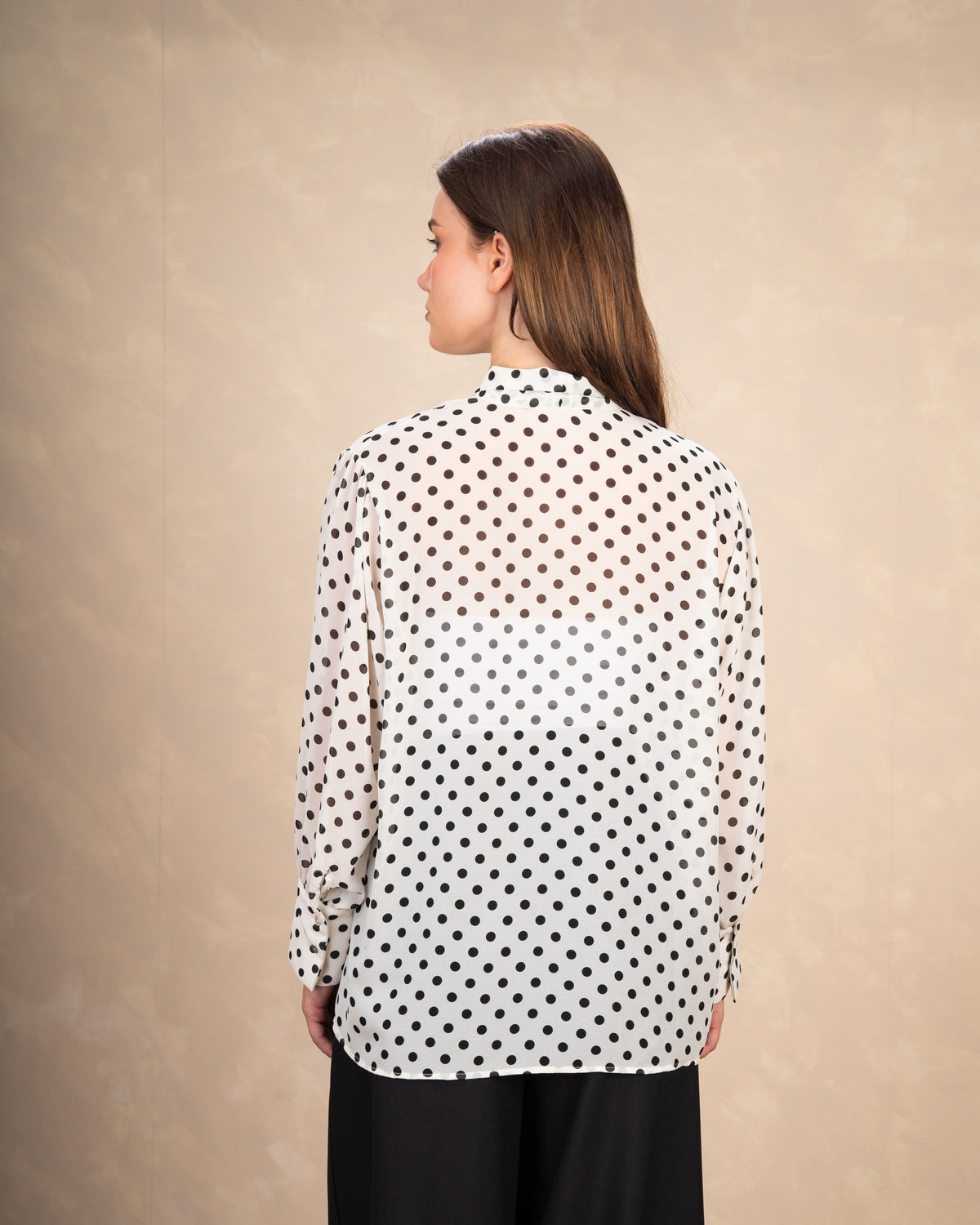 Floral blouse with a drawstring
