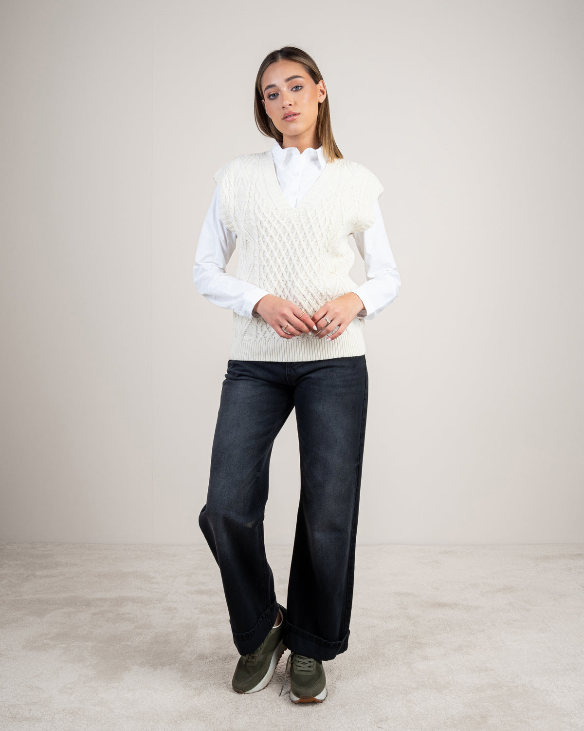 Sleeveless Top With Cable Embroidery