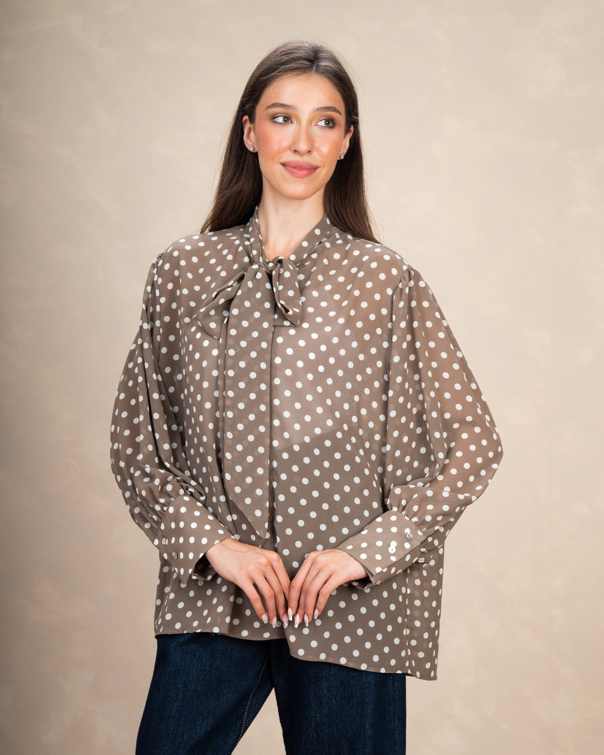 Floral blouse with a drawstring