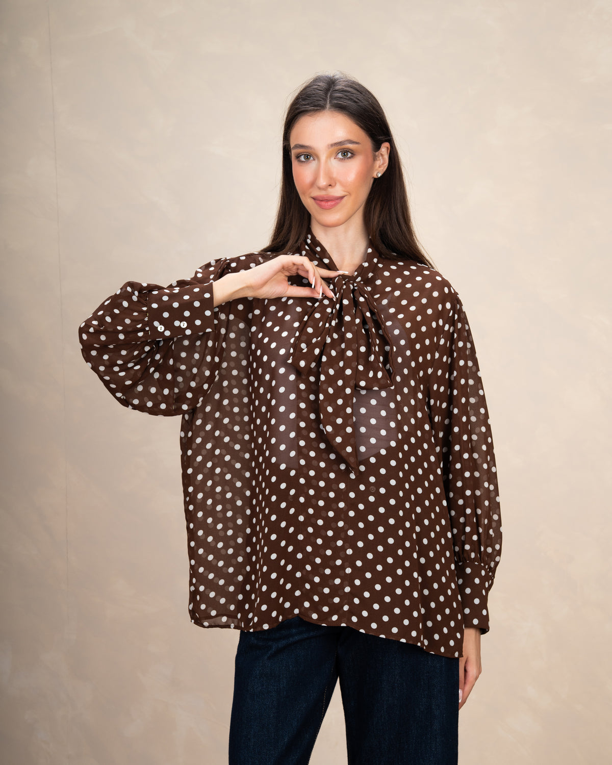 Floral blouse with a drawstring