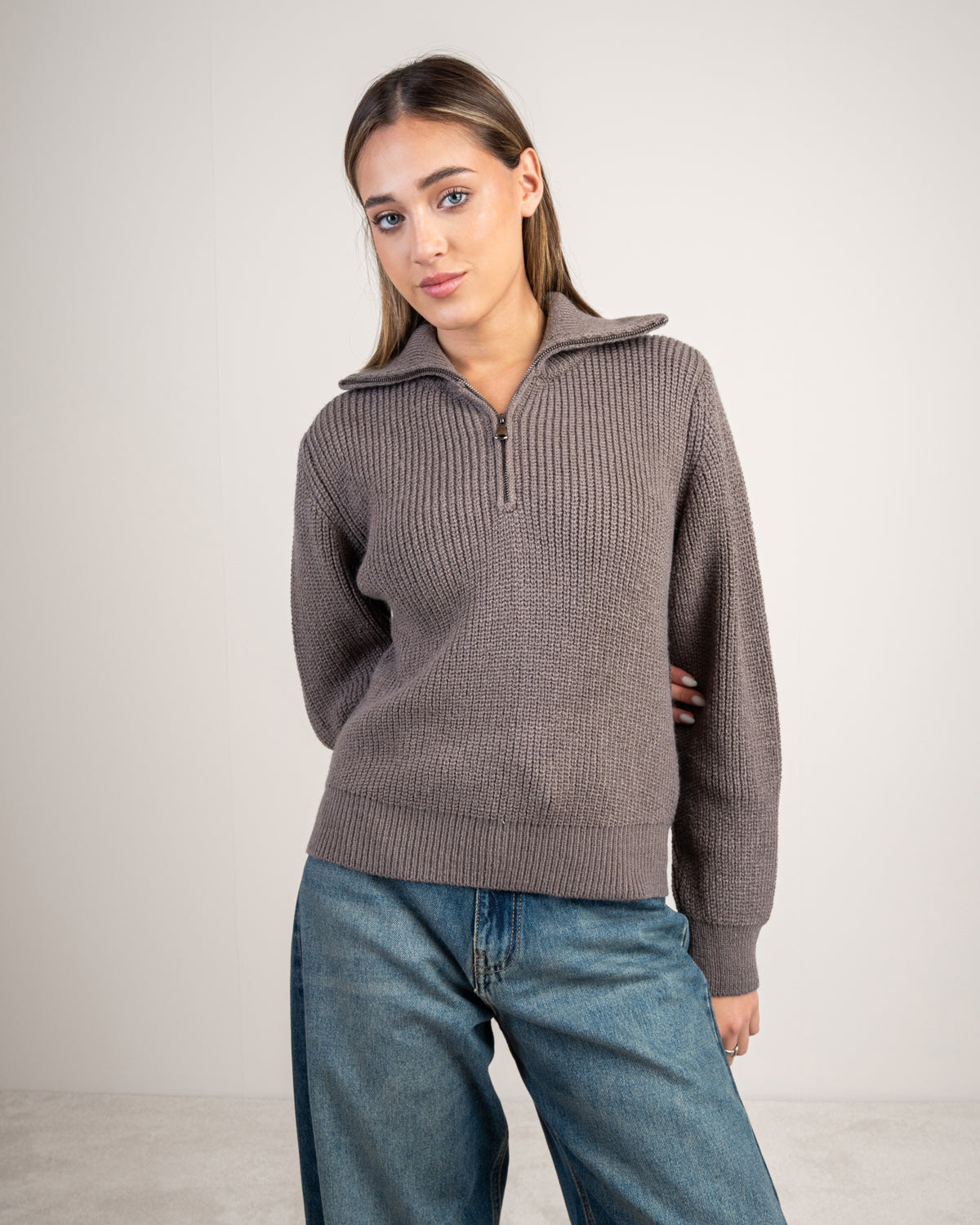 Cropped Knitwear Pullover - With Zip Neck
