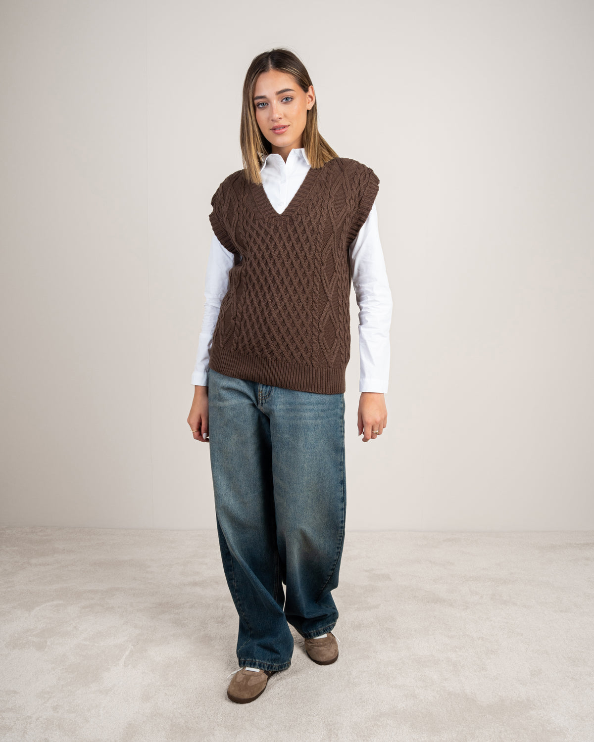 Sleeveless Top With Cable Embroidery