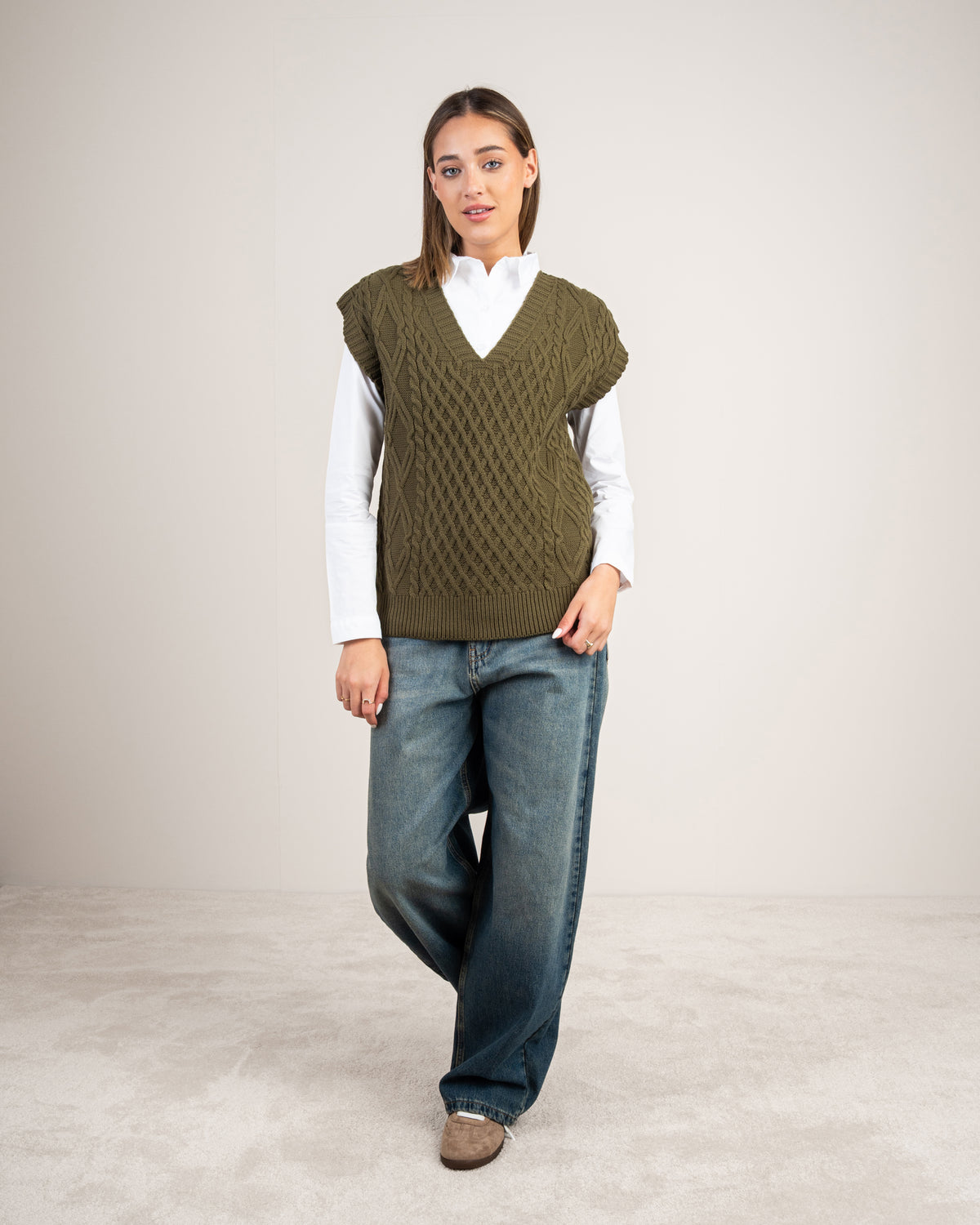 Sleeveless Top With Cable Embroidery