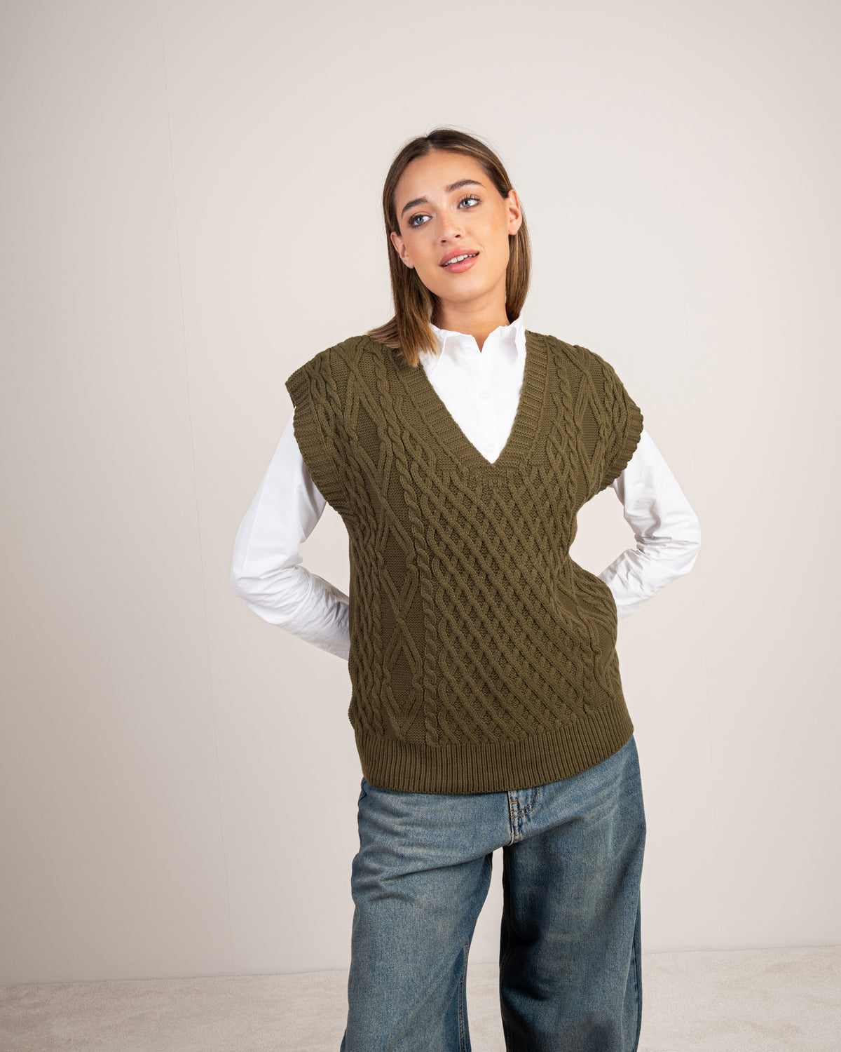 Sleeveless Top With Cable Embroidery