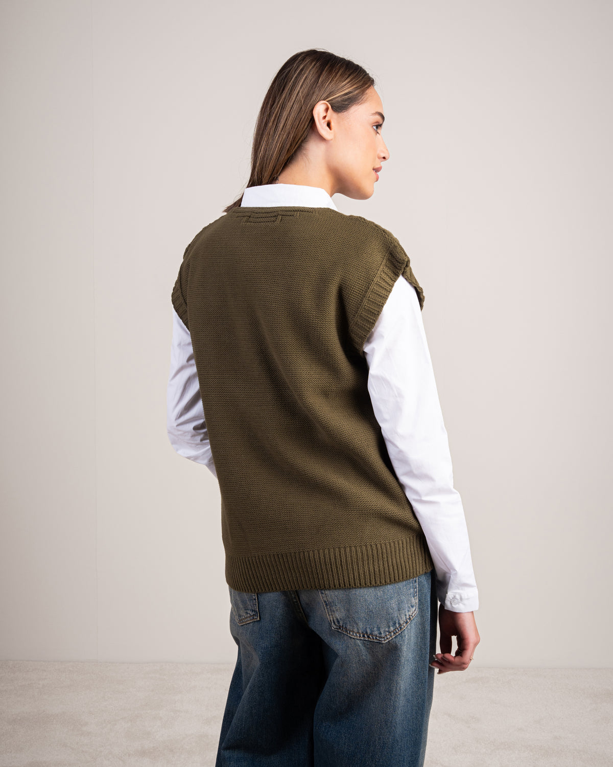 Sleeveless Top With Cable Embroidery