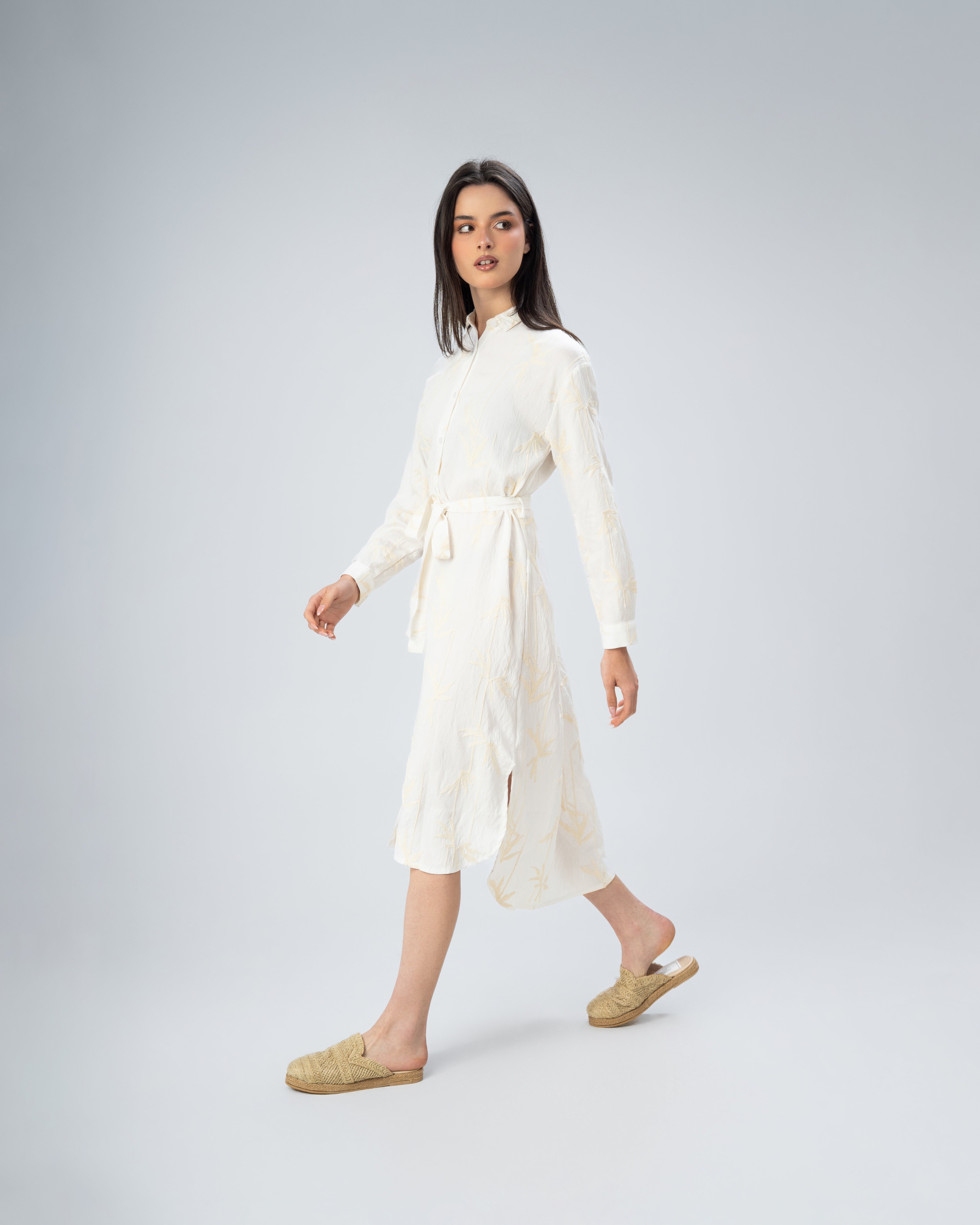 Short Floral Embroidered - Dress With Belt