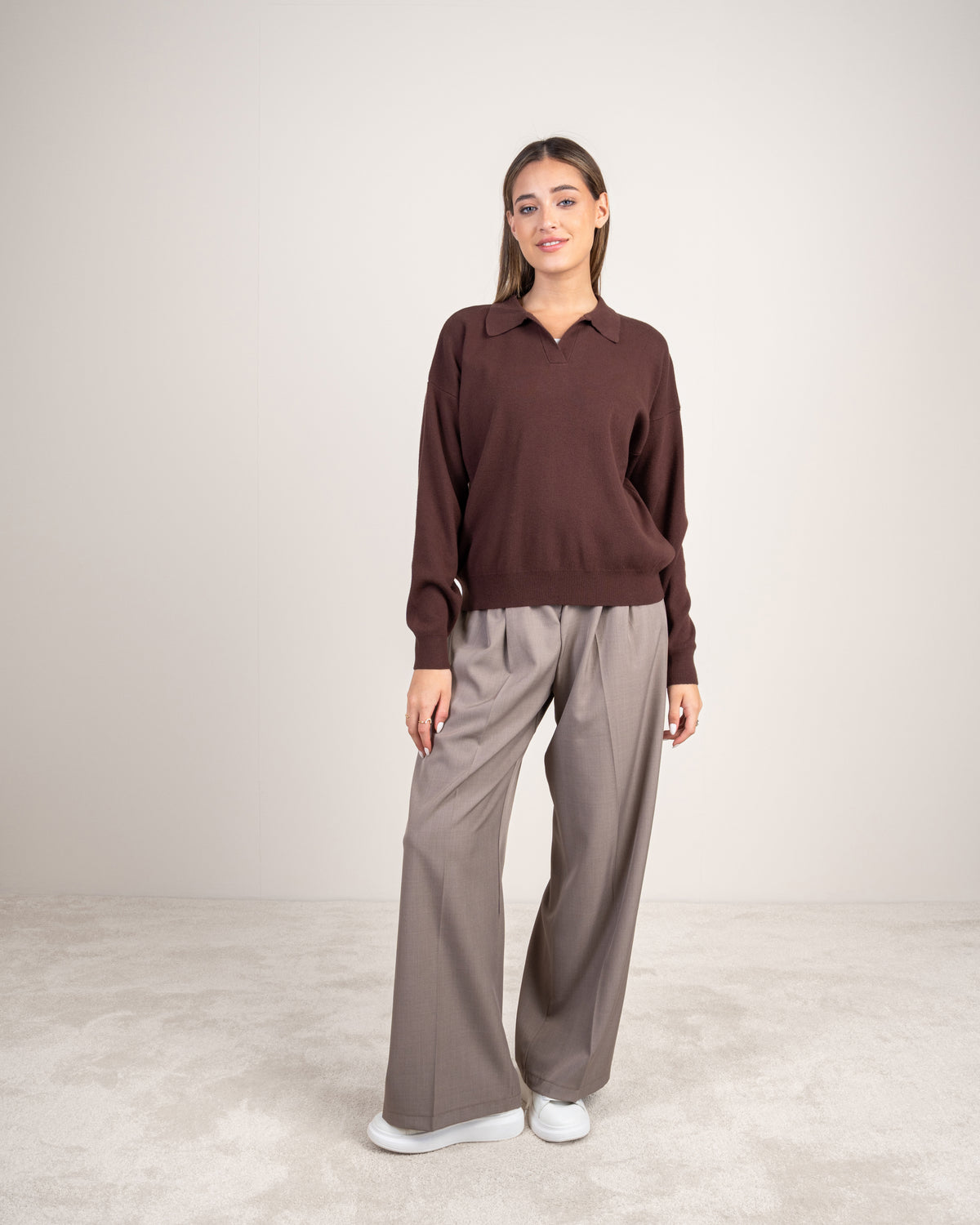Minimal Collared Top