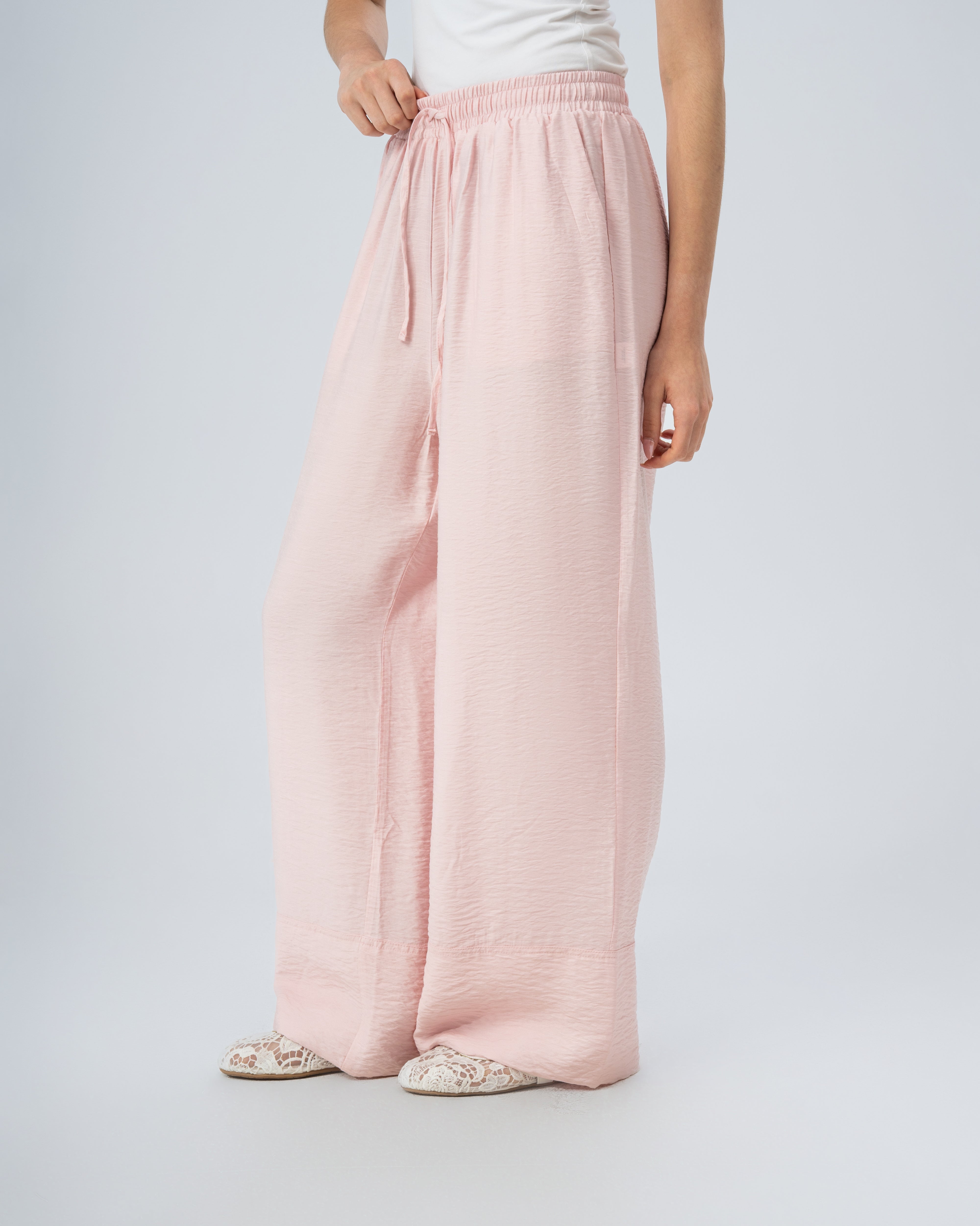 Plain trousers with 2 pockets