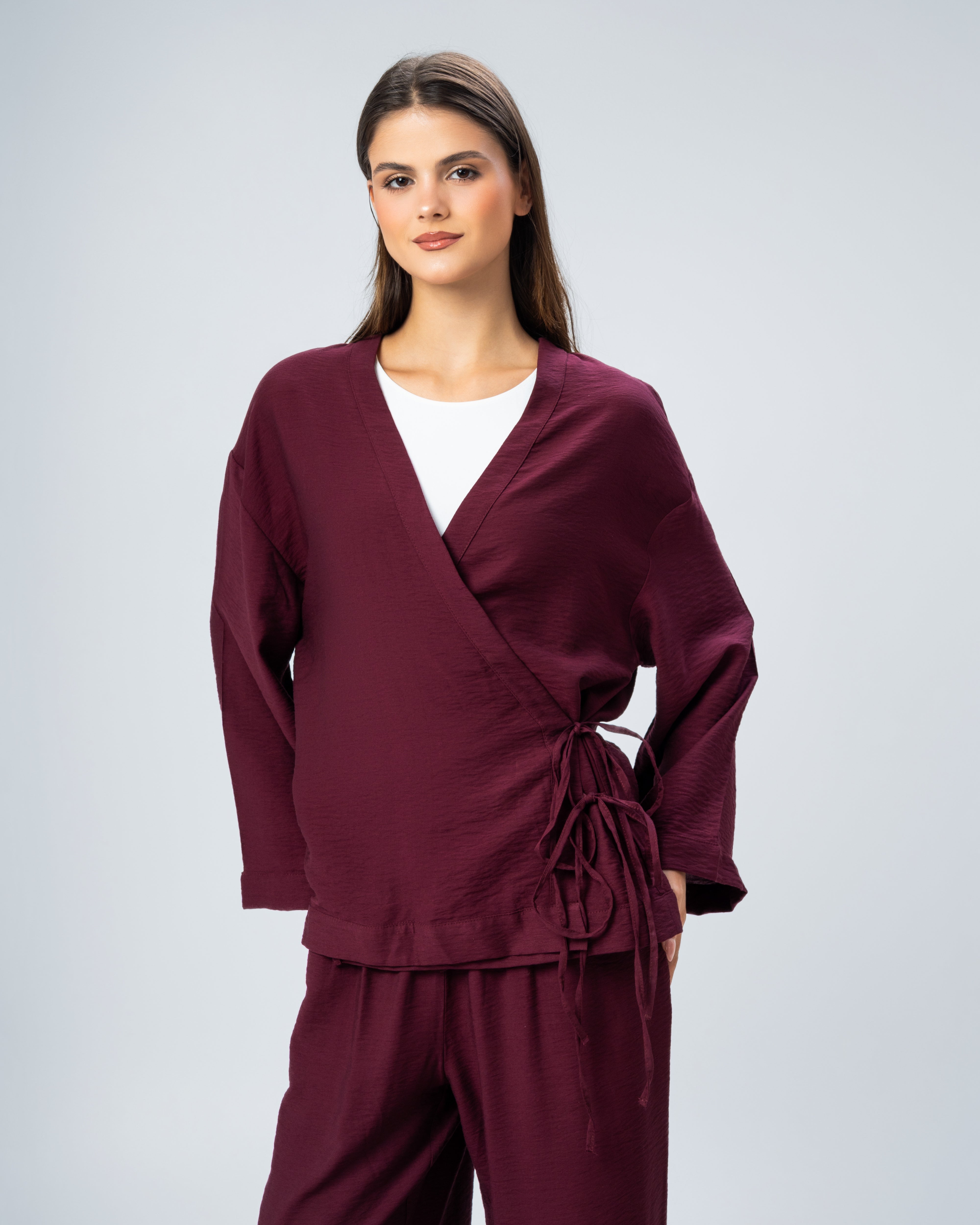 Short kimono with tie