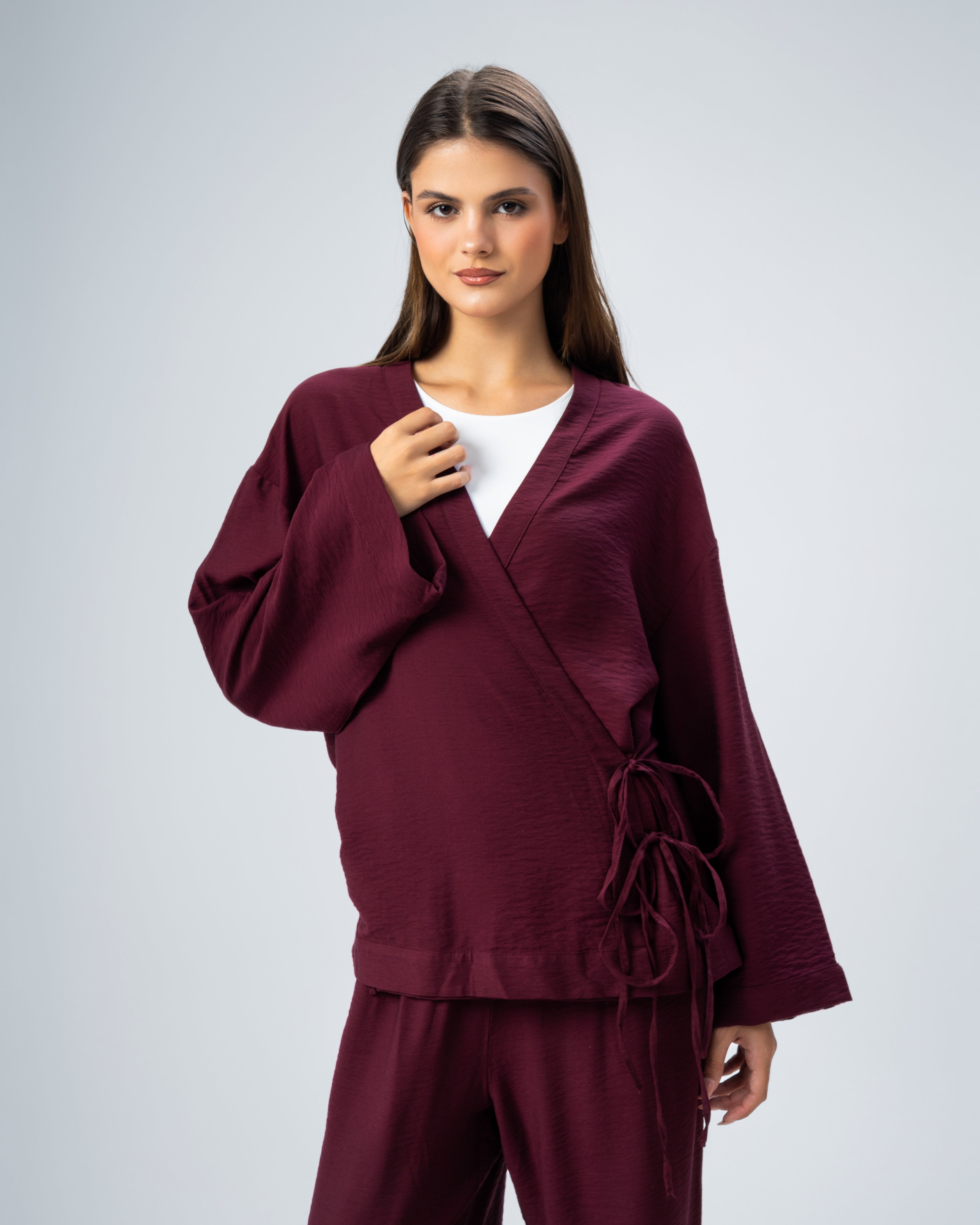 Short kimono with tie