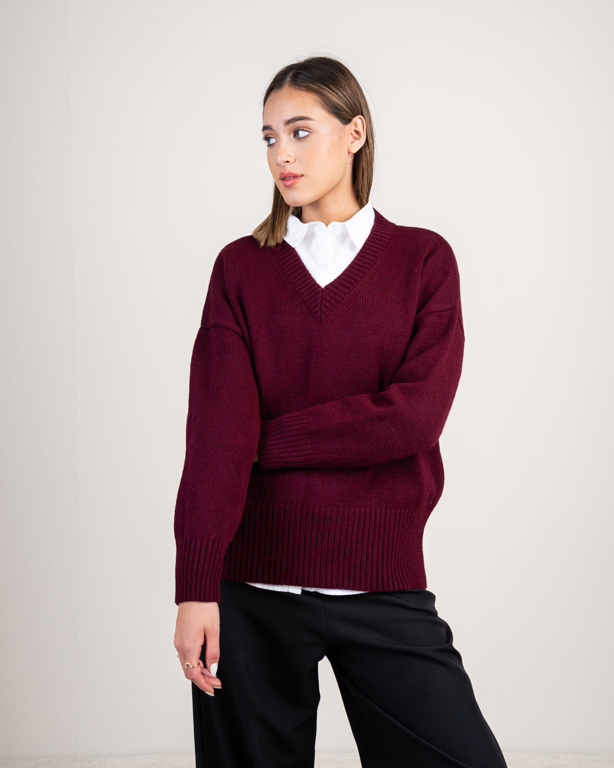 Plain V-Neck Knitwear Pullover